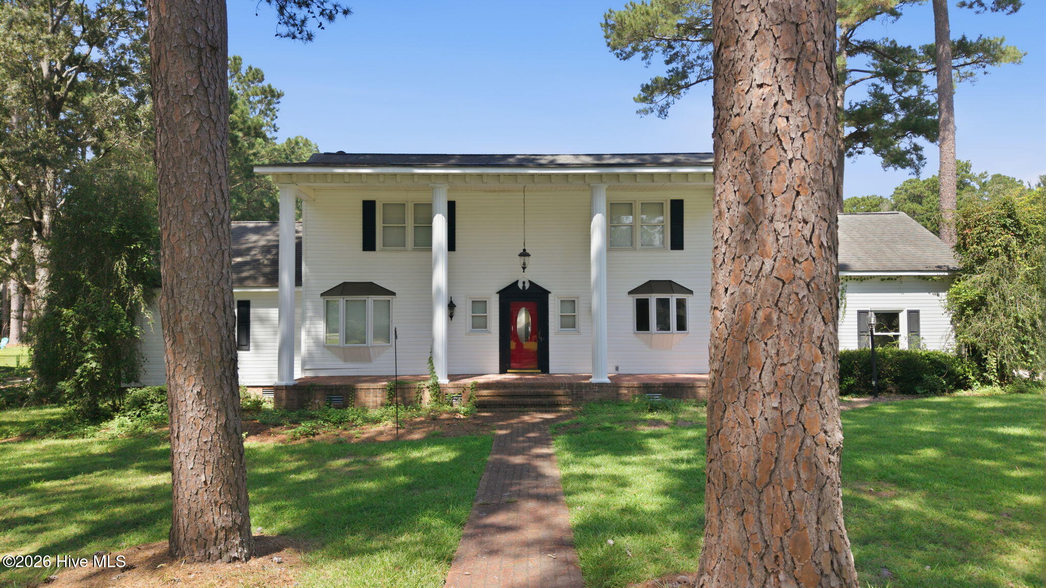 114 N Reed Drive — photo