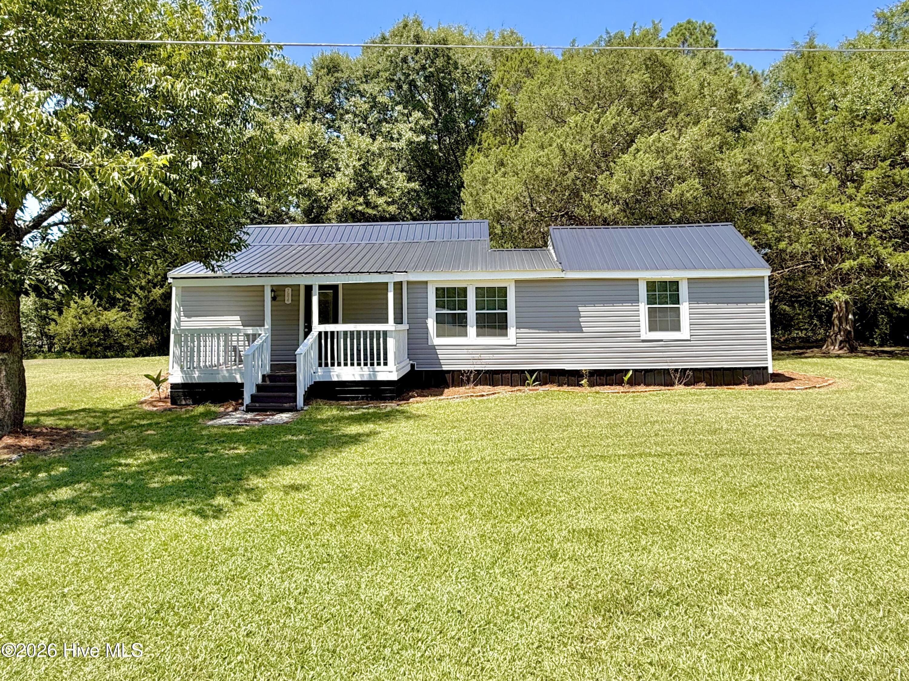 784 W Pleasant Hill Road — photo