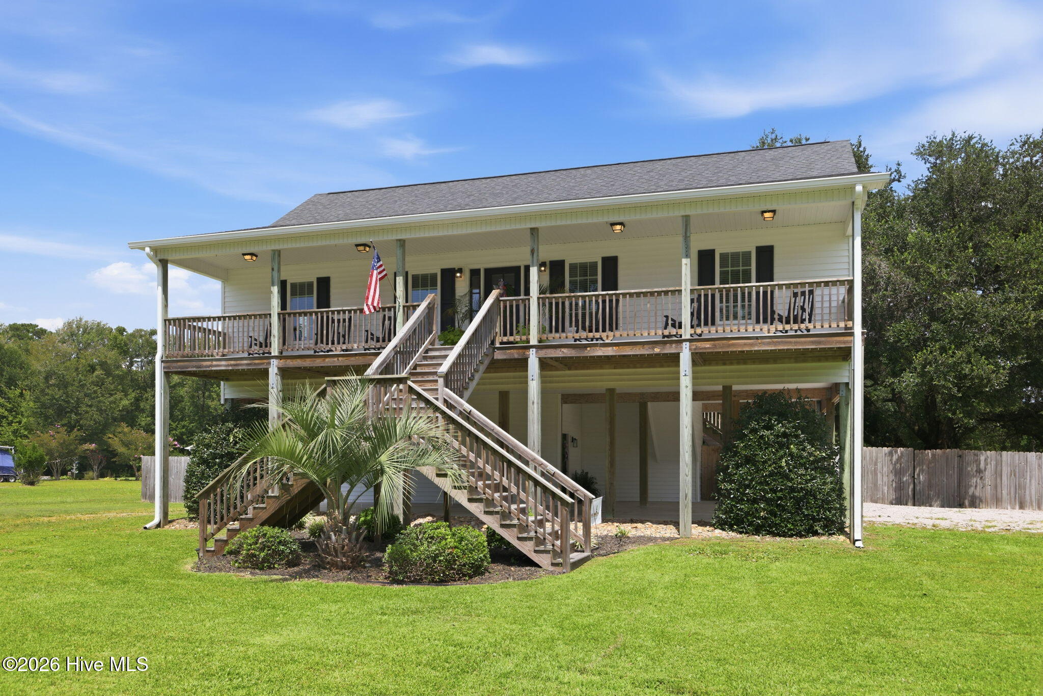 1422 Harkers Island Road — photo
