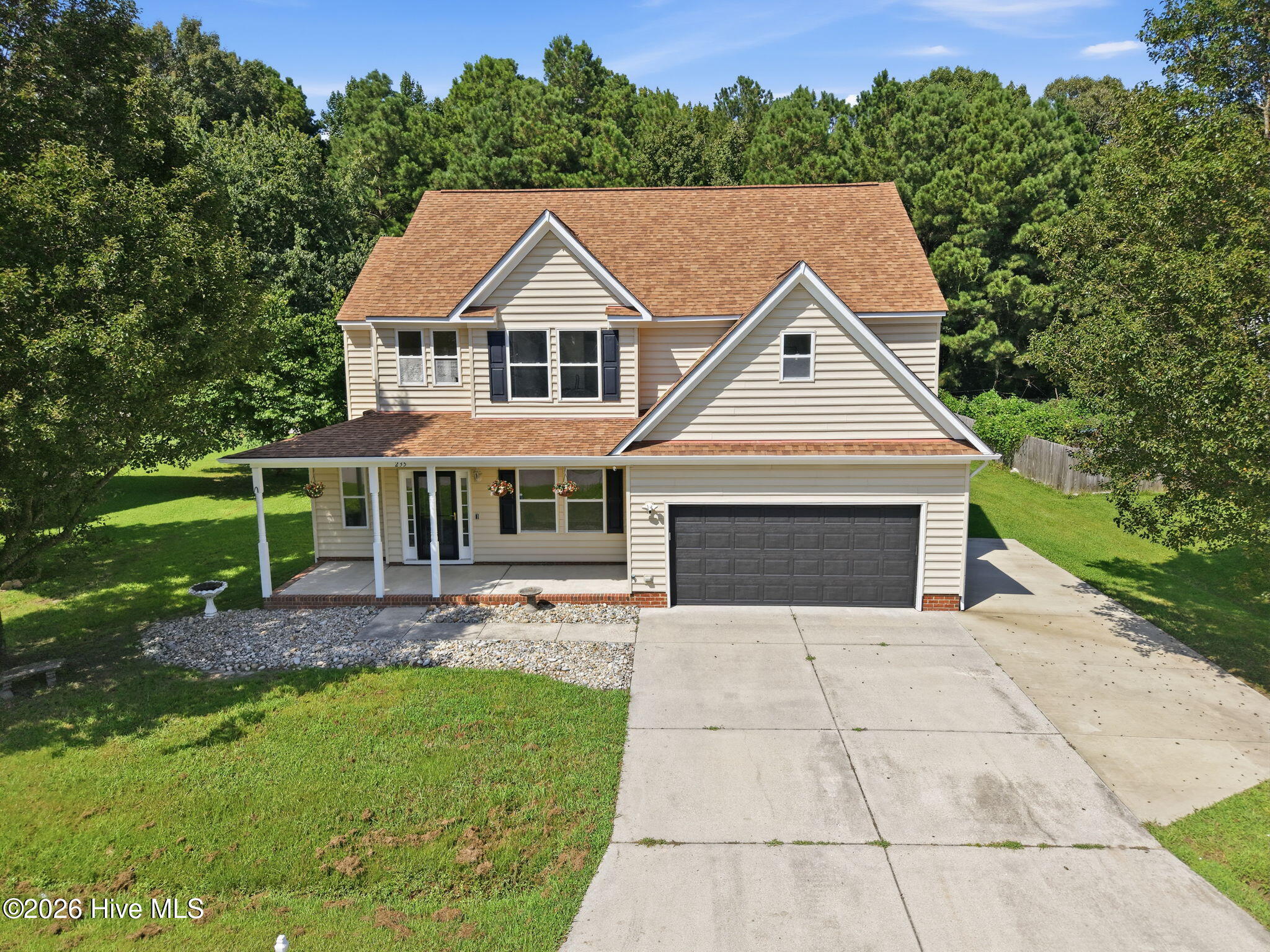 235 Green View Road — photo