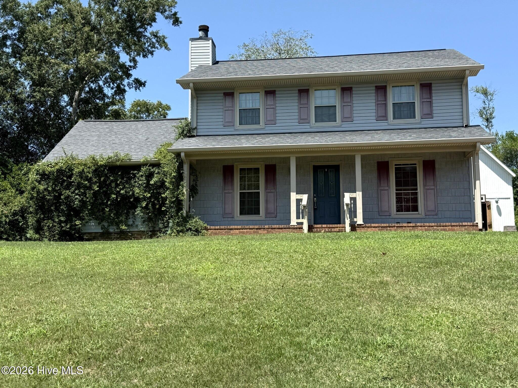 532 Hillcrest Drive — photo