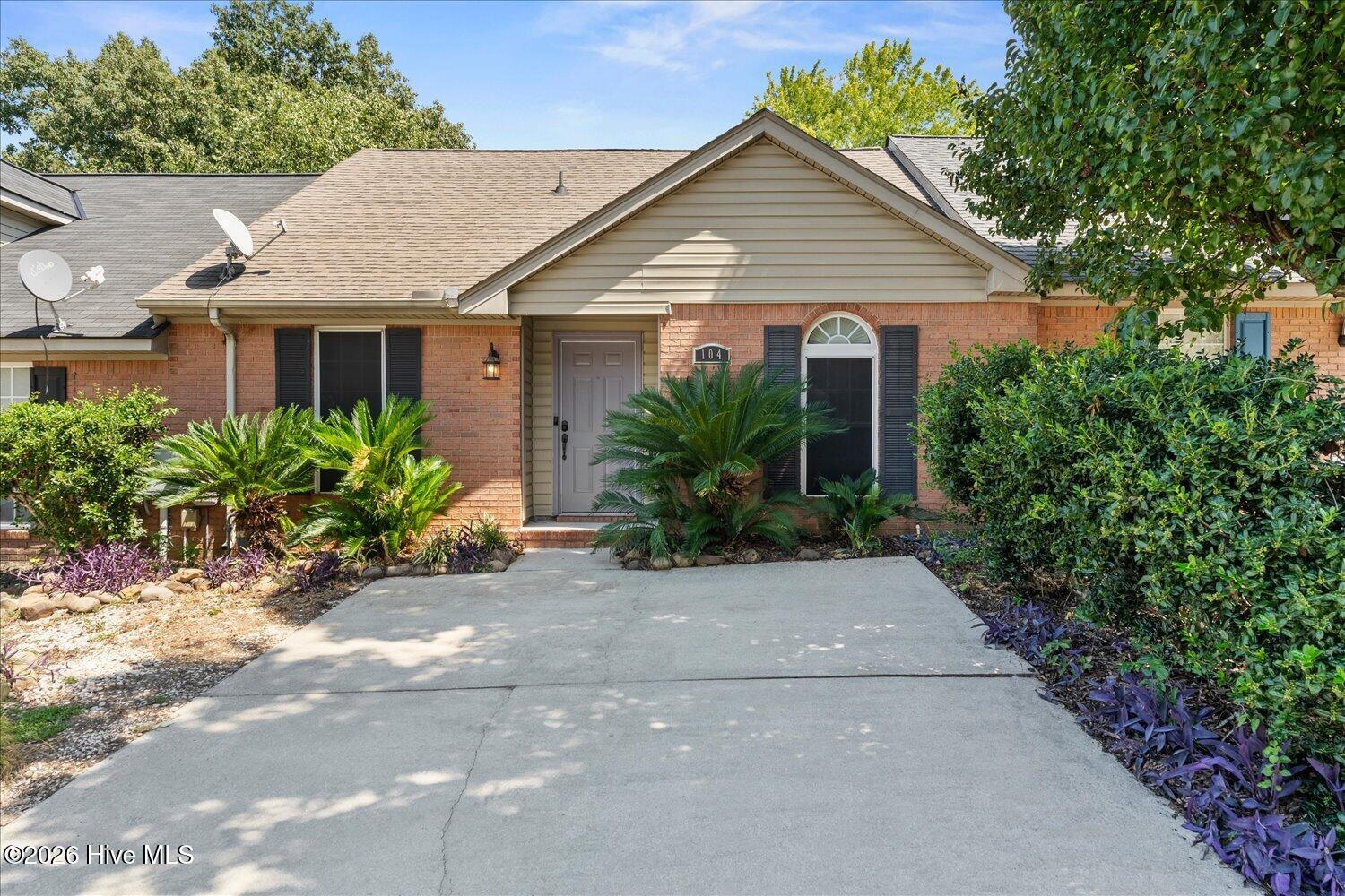 104 Harvestwood Drive — photo