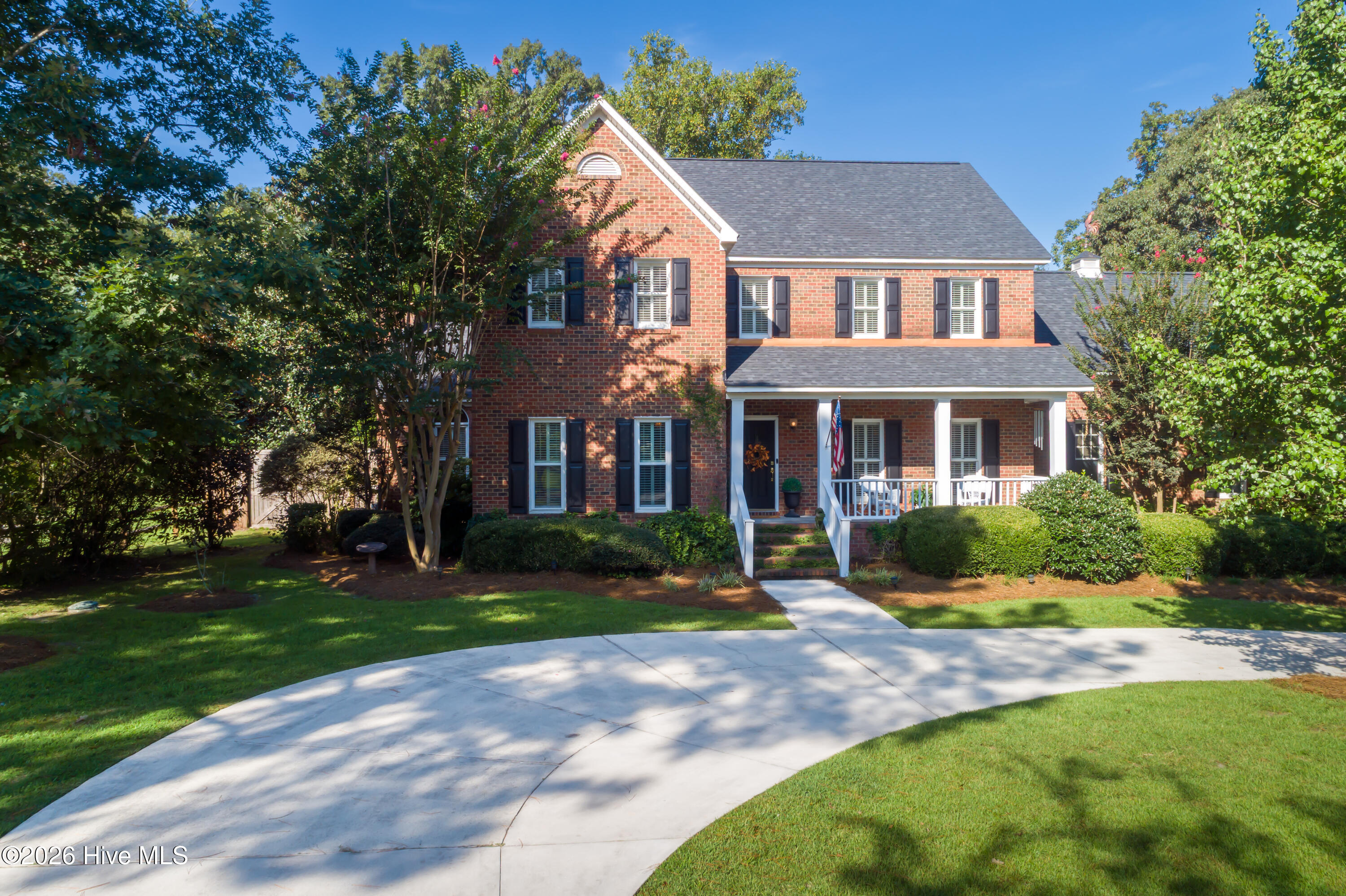 2417 Oakview Drive — photo