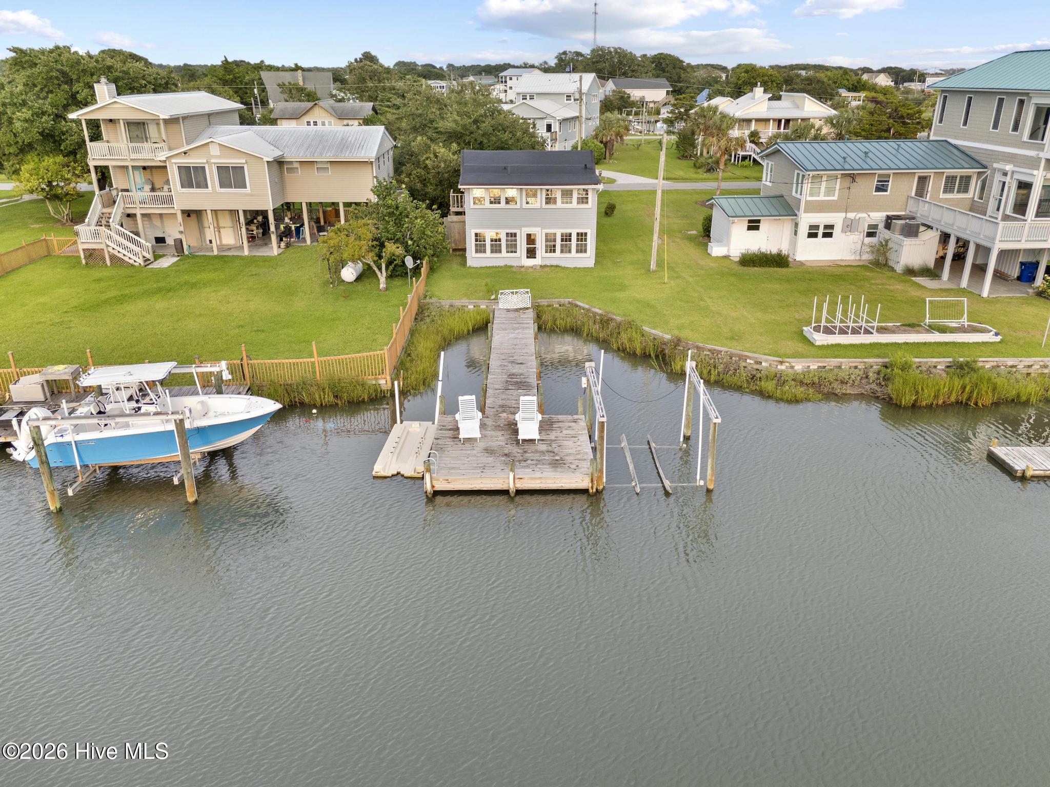 115 Cedar Lane — photo