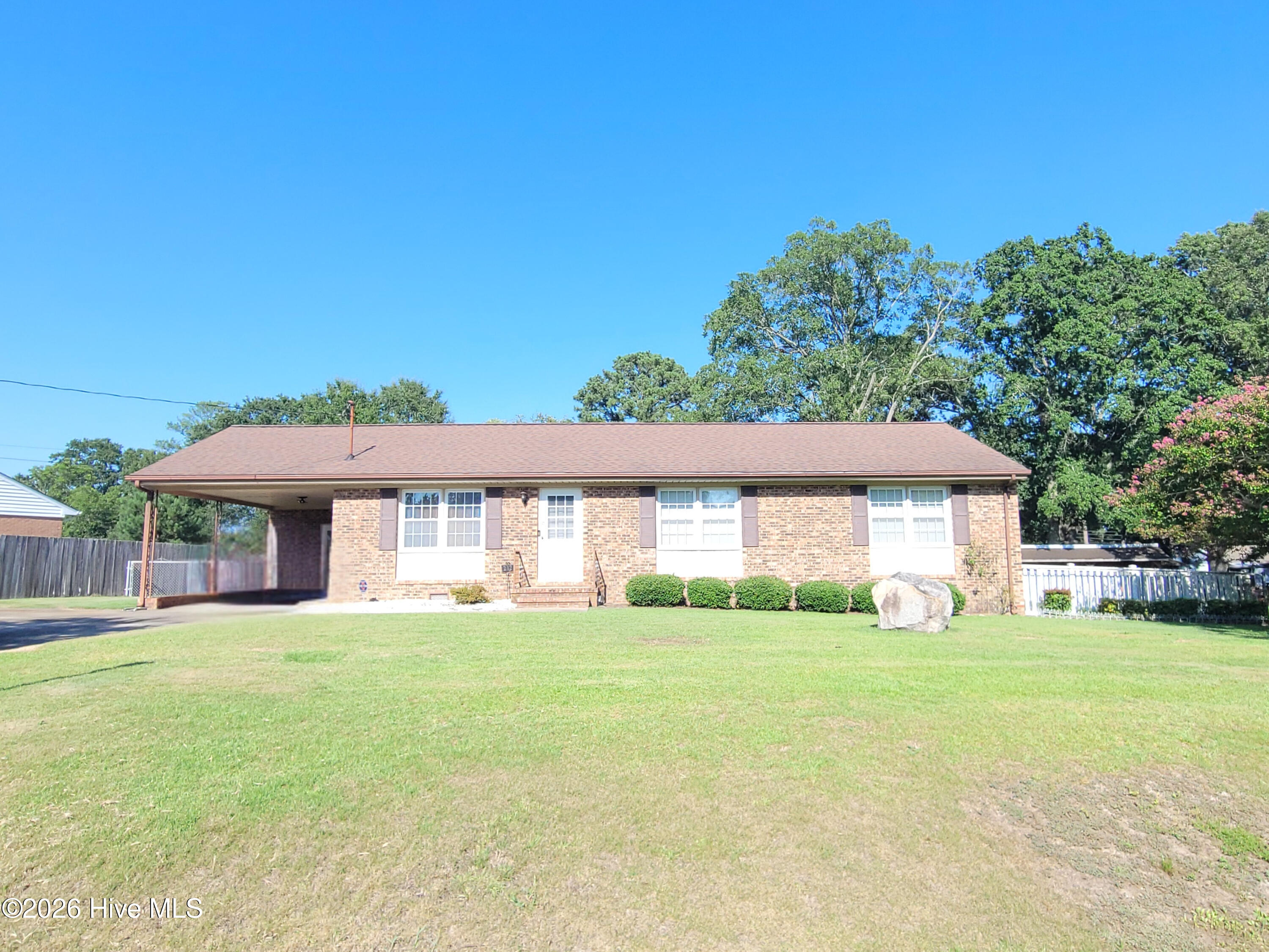 212 Westwood Drive — photo