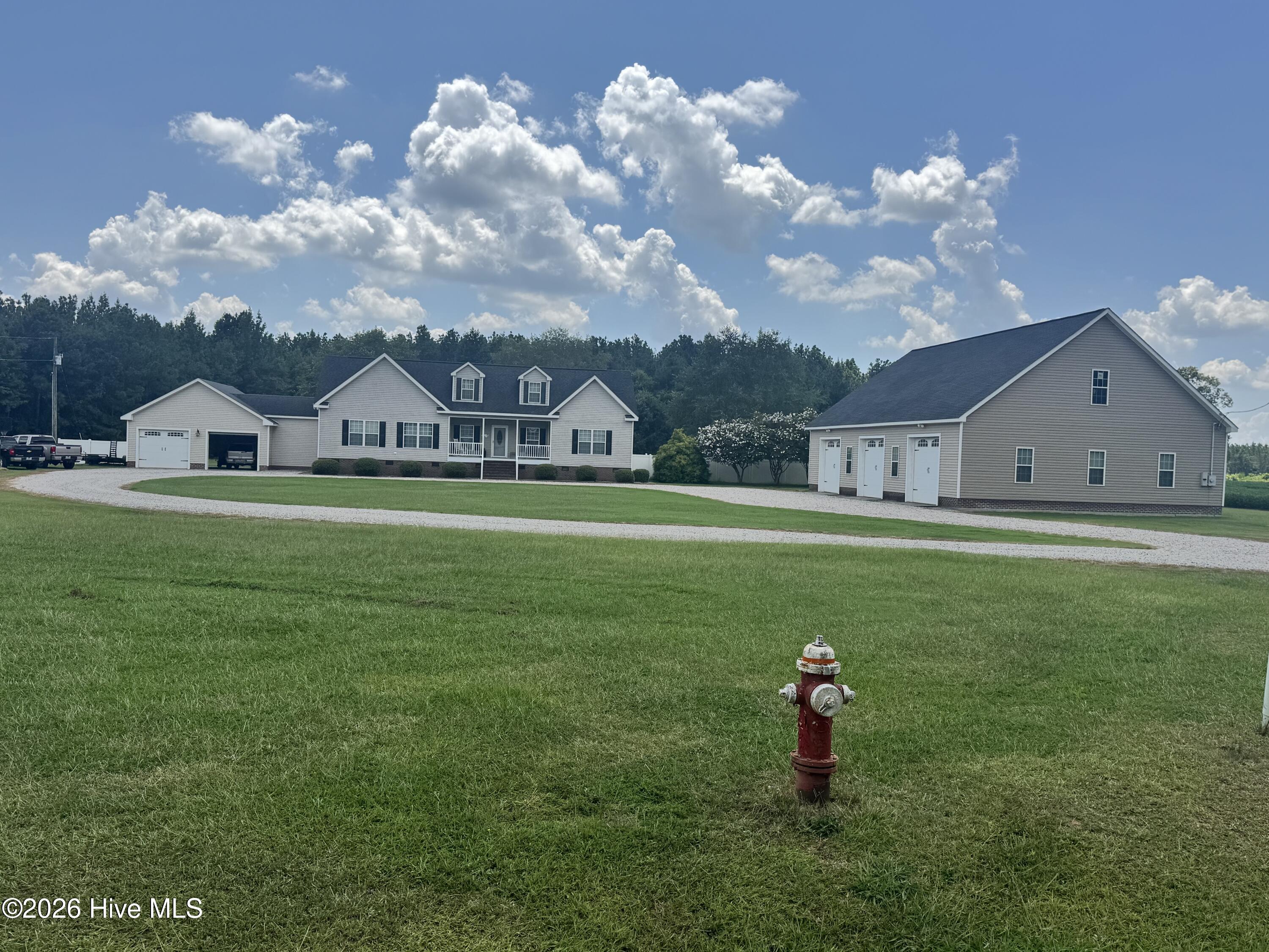 4424 Yank Road — photo