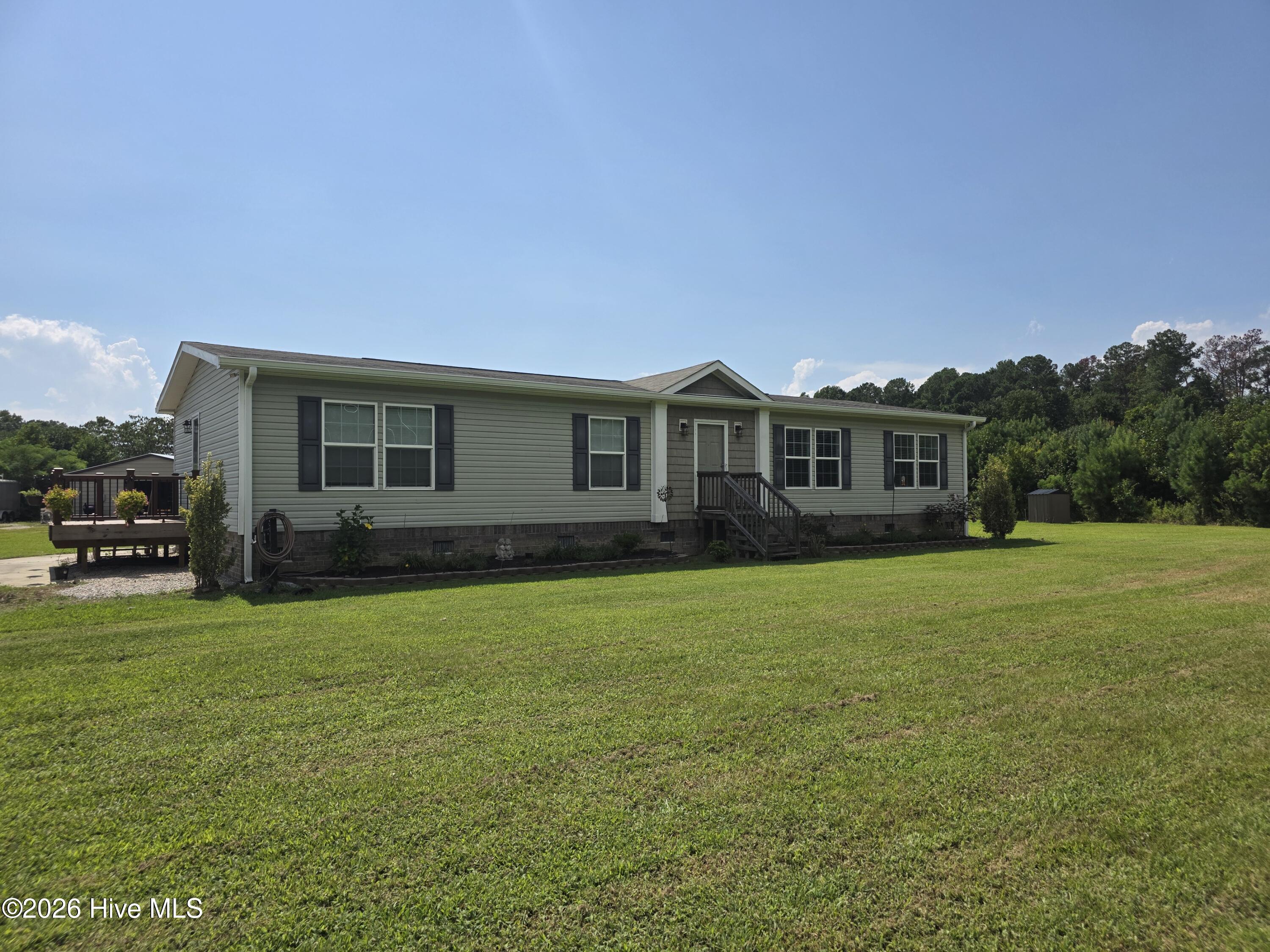 873 Pameter Road — photo