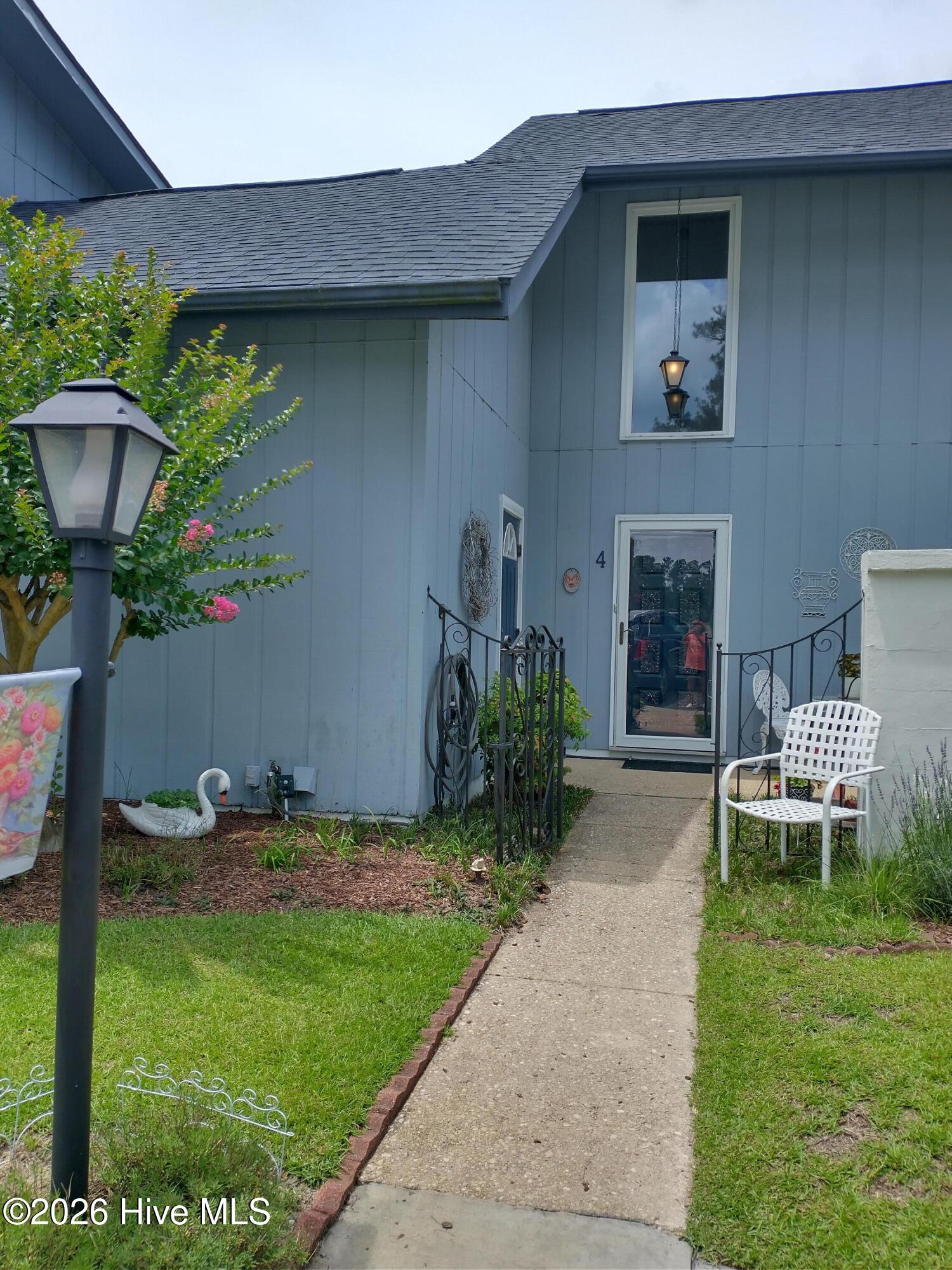 4 Foxhill Circle — photo