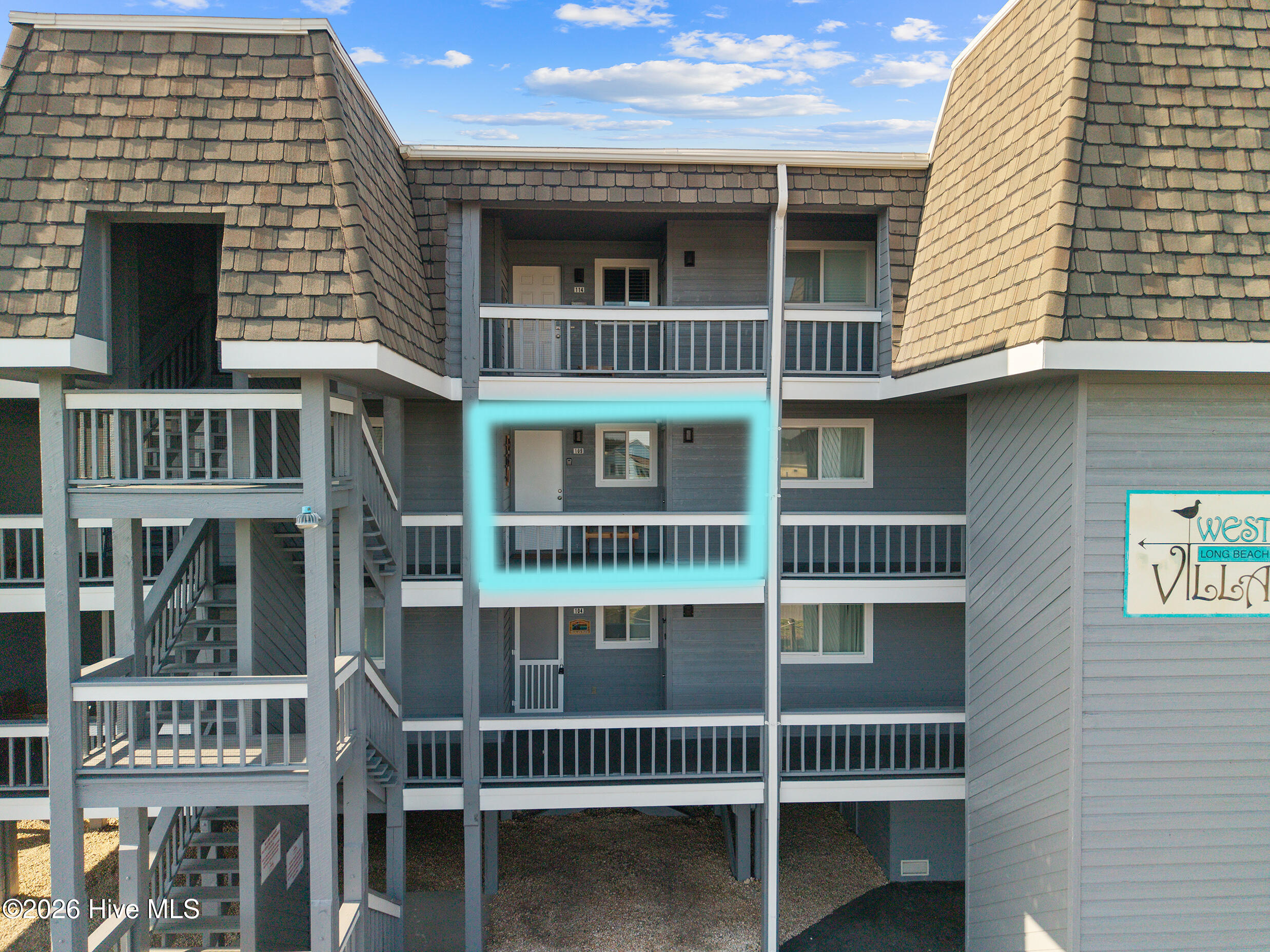 2714 W Beach Drive #109 — photo