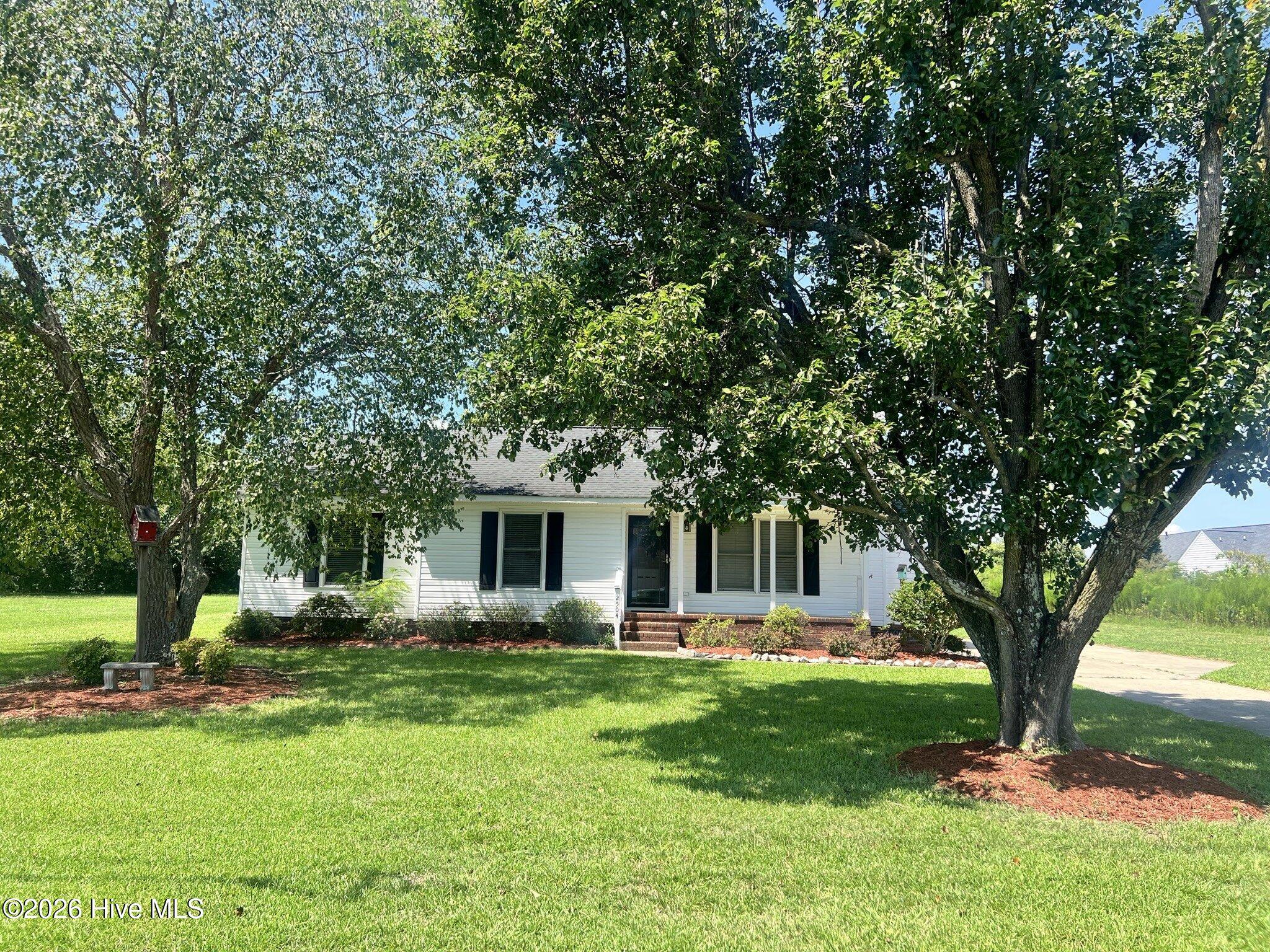 2504 Thomas Langston Road — photo