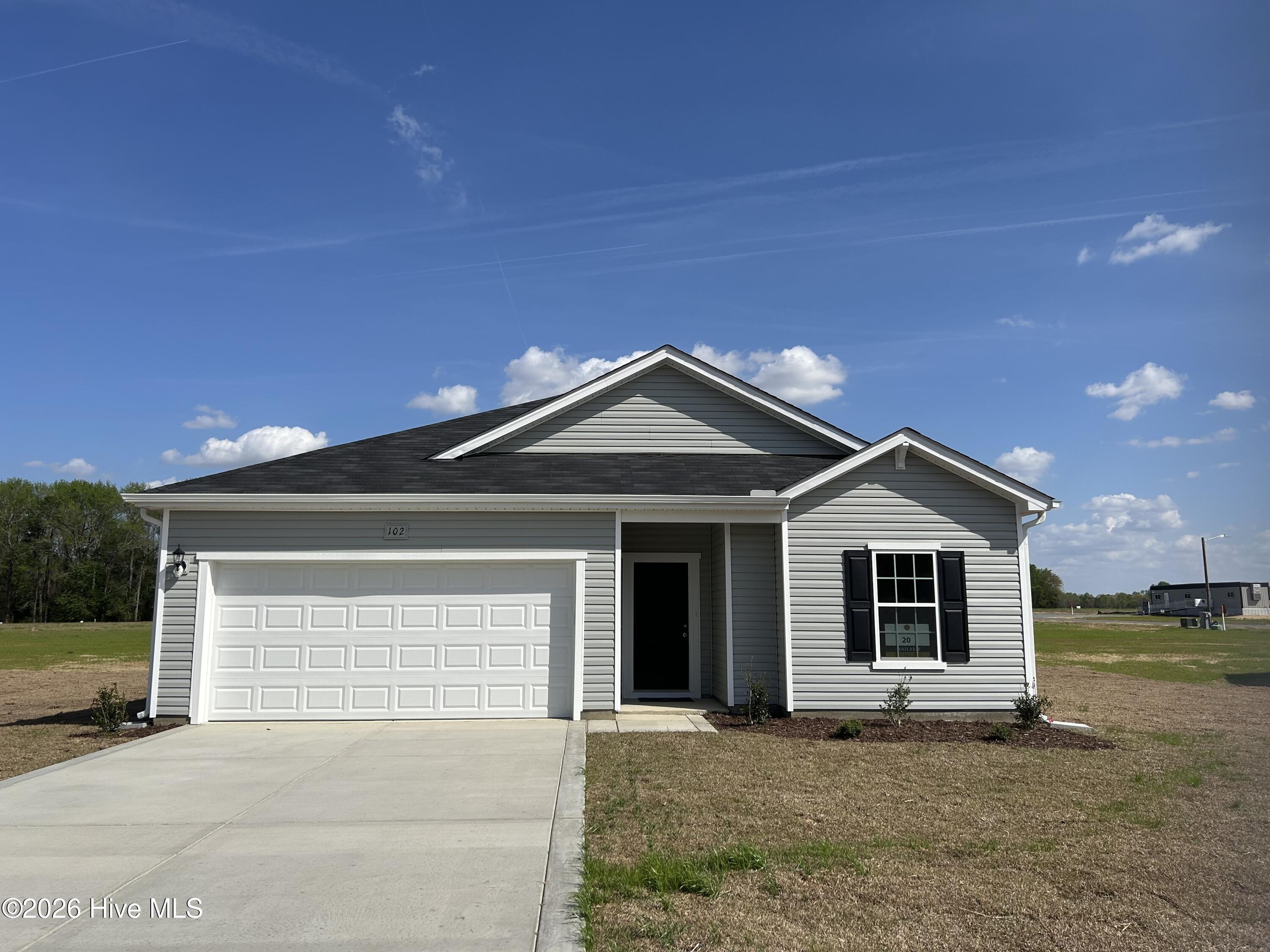 102 Rubyfield Court — photo