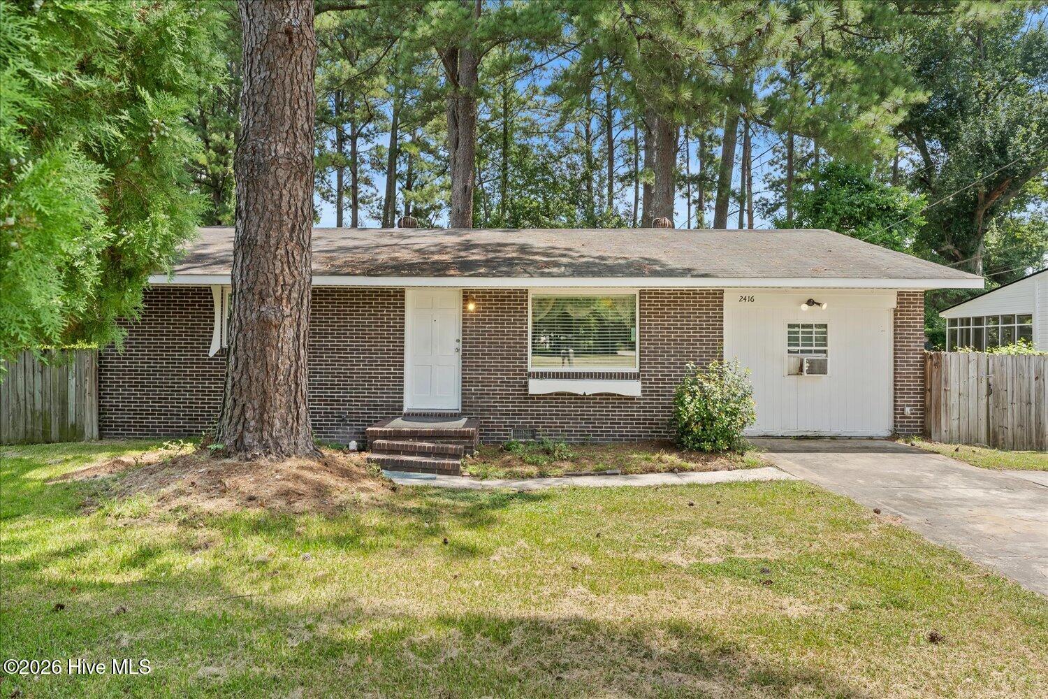 2416 Southgate Drive — photo