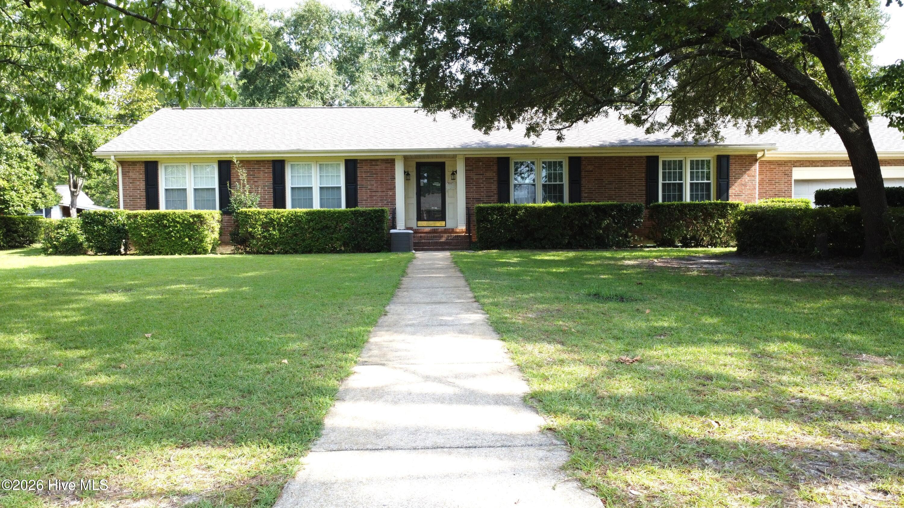 604 N Pinecrest Drive — photo