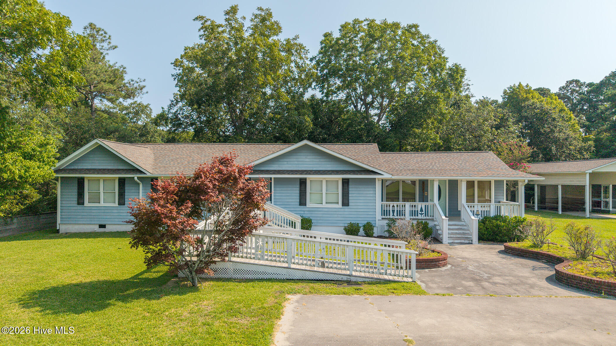 111 Graham Lane — photo