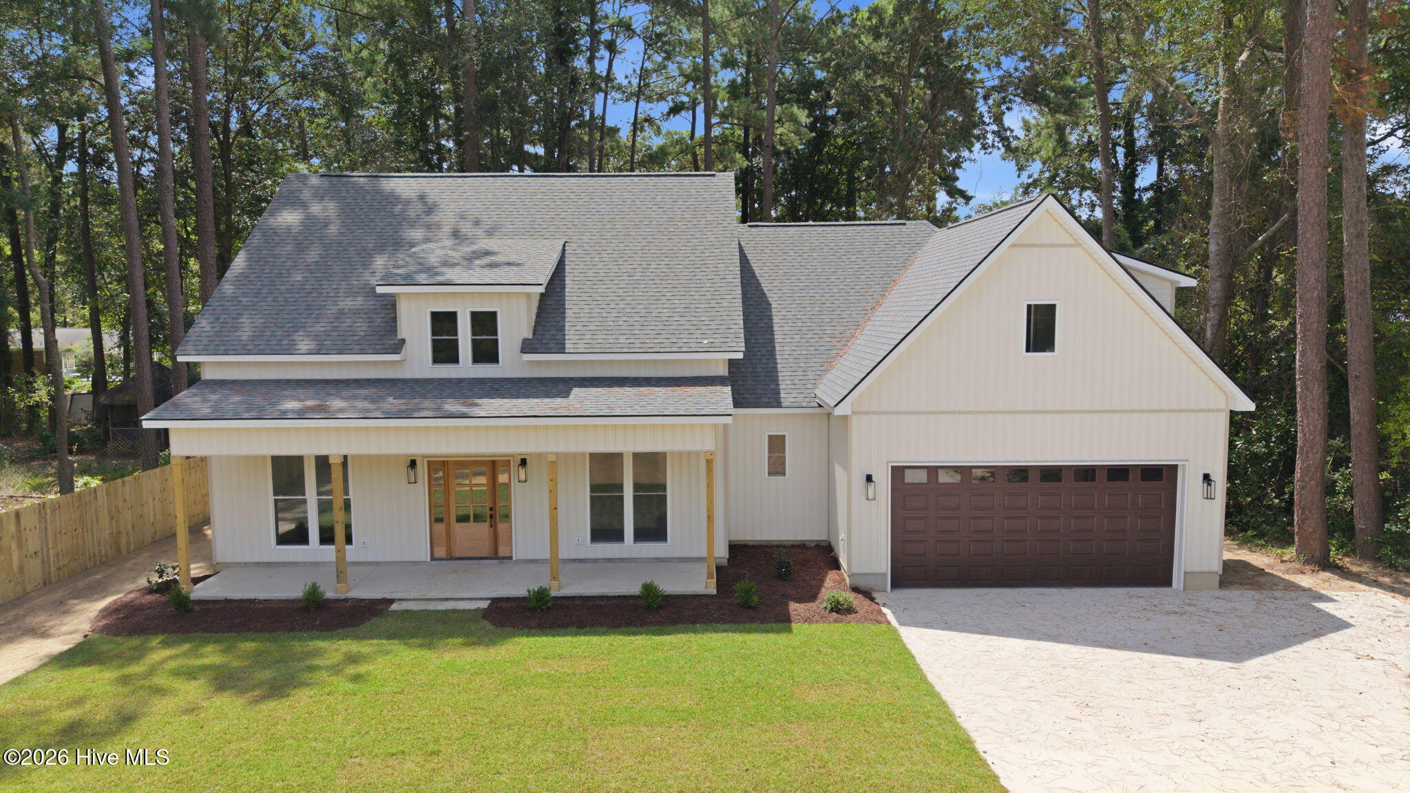 6818 River Road — photo
