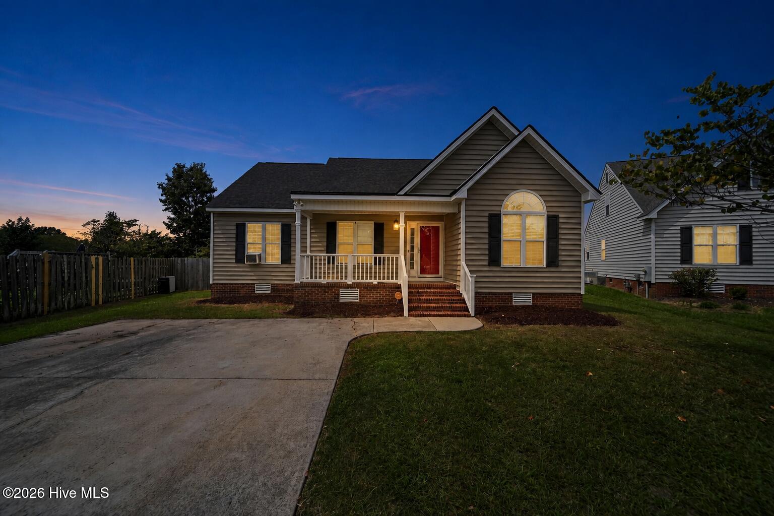 1124 Sebring Drive — photo