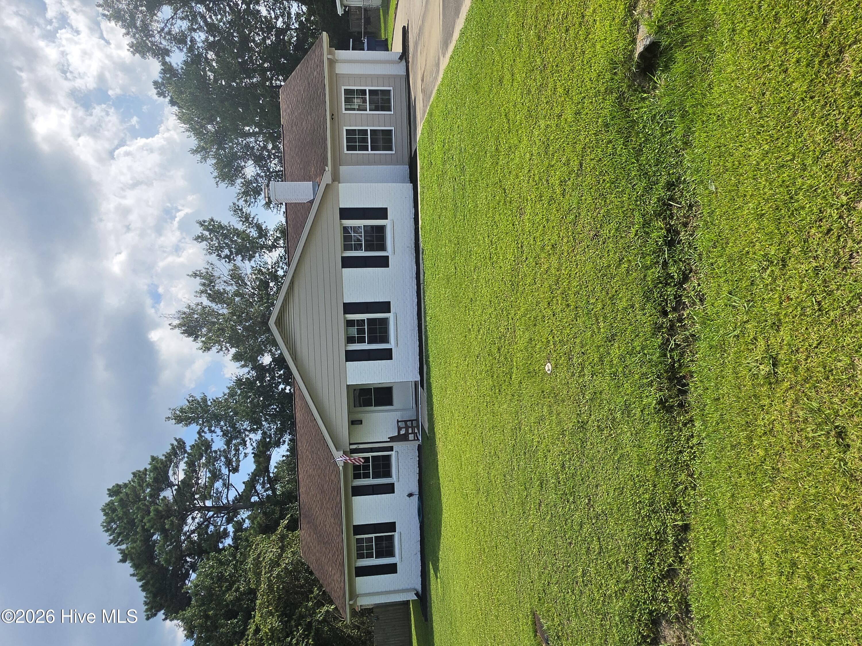 110 Glen Drive — photo