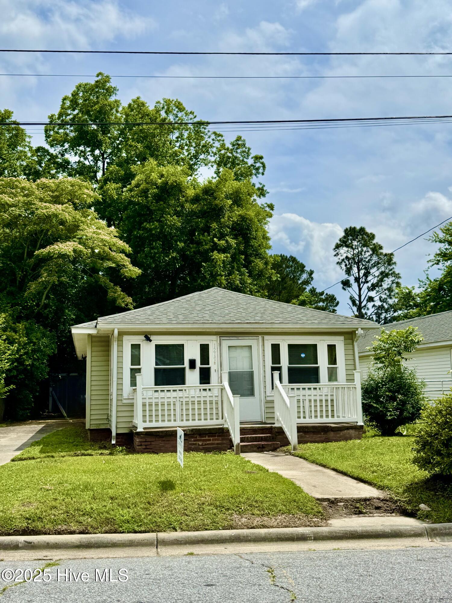 1217 Fleming Street — photo