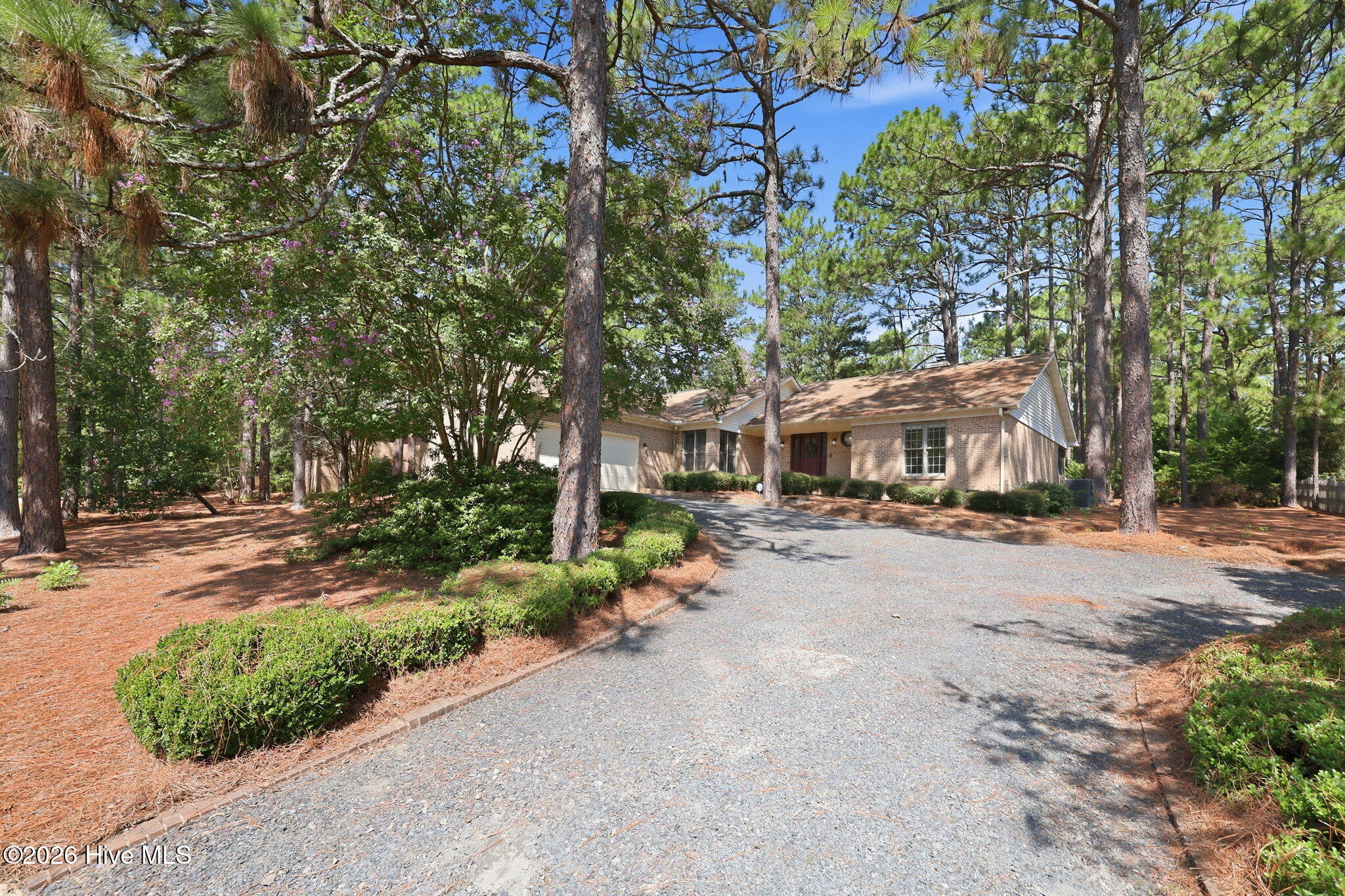 965 Monticello Drive — photo