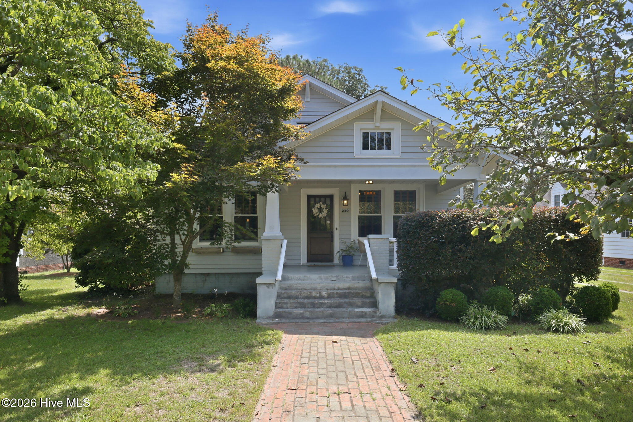 210 W Harper Street — photo