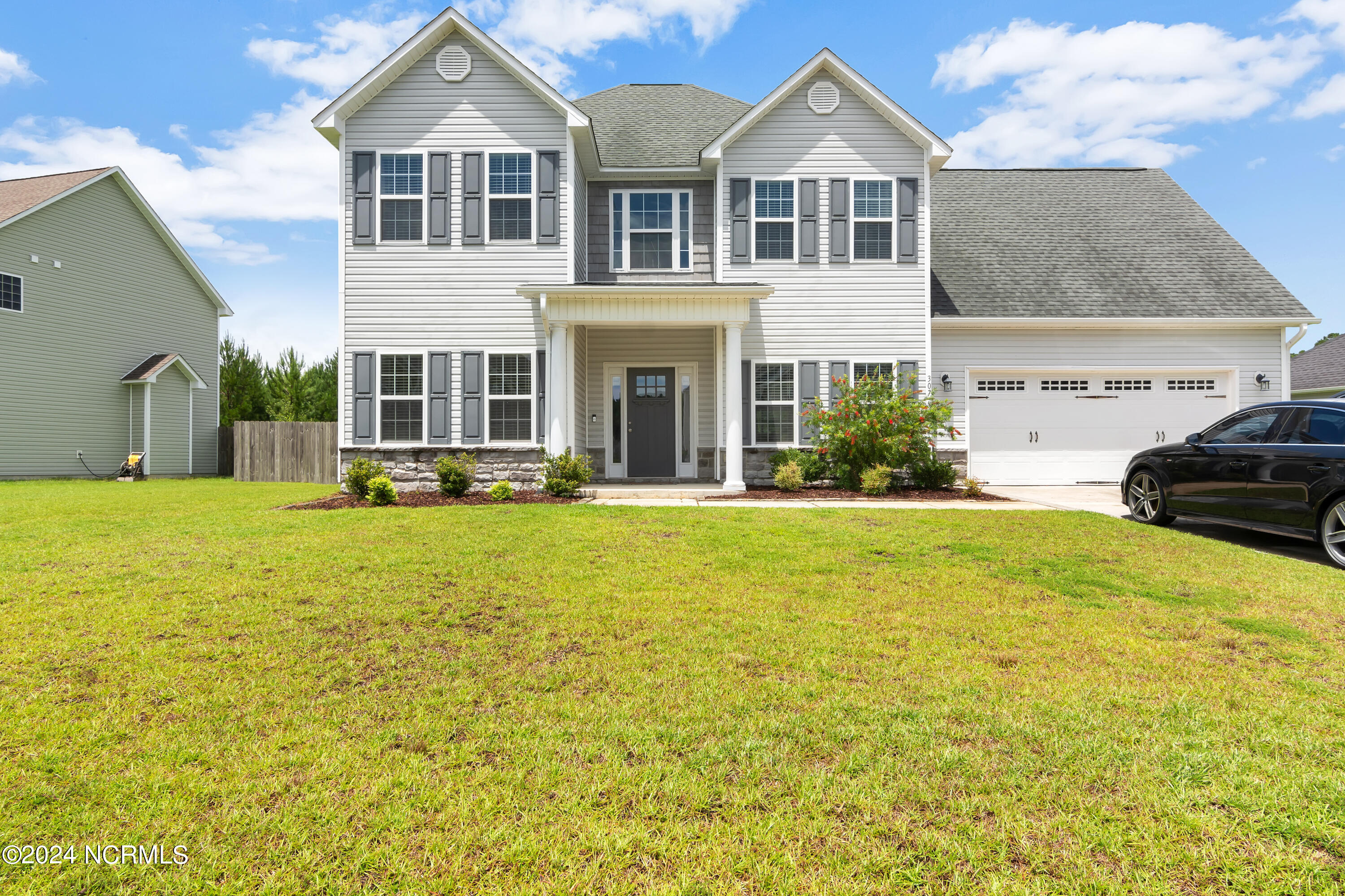307 Pettigrew Lane — photo