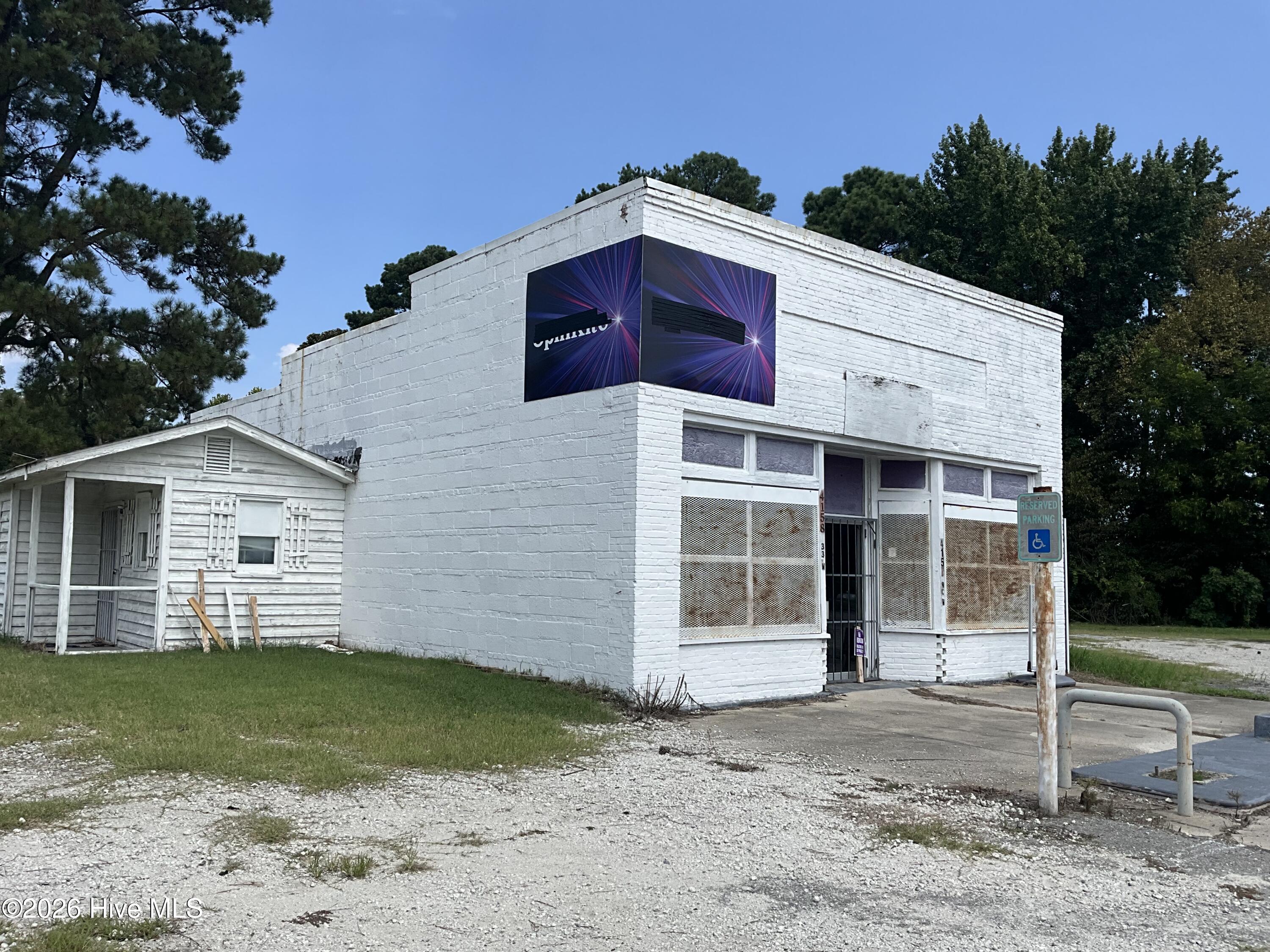 4158 Carolina 33 — photo