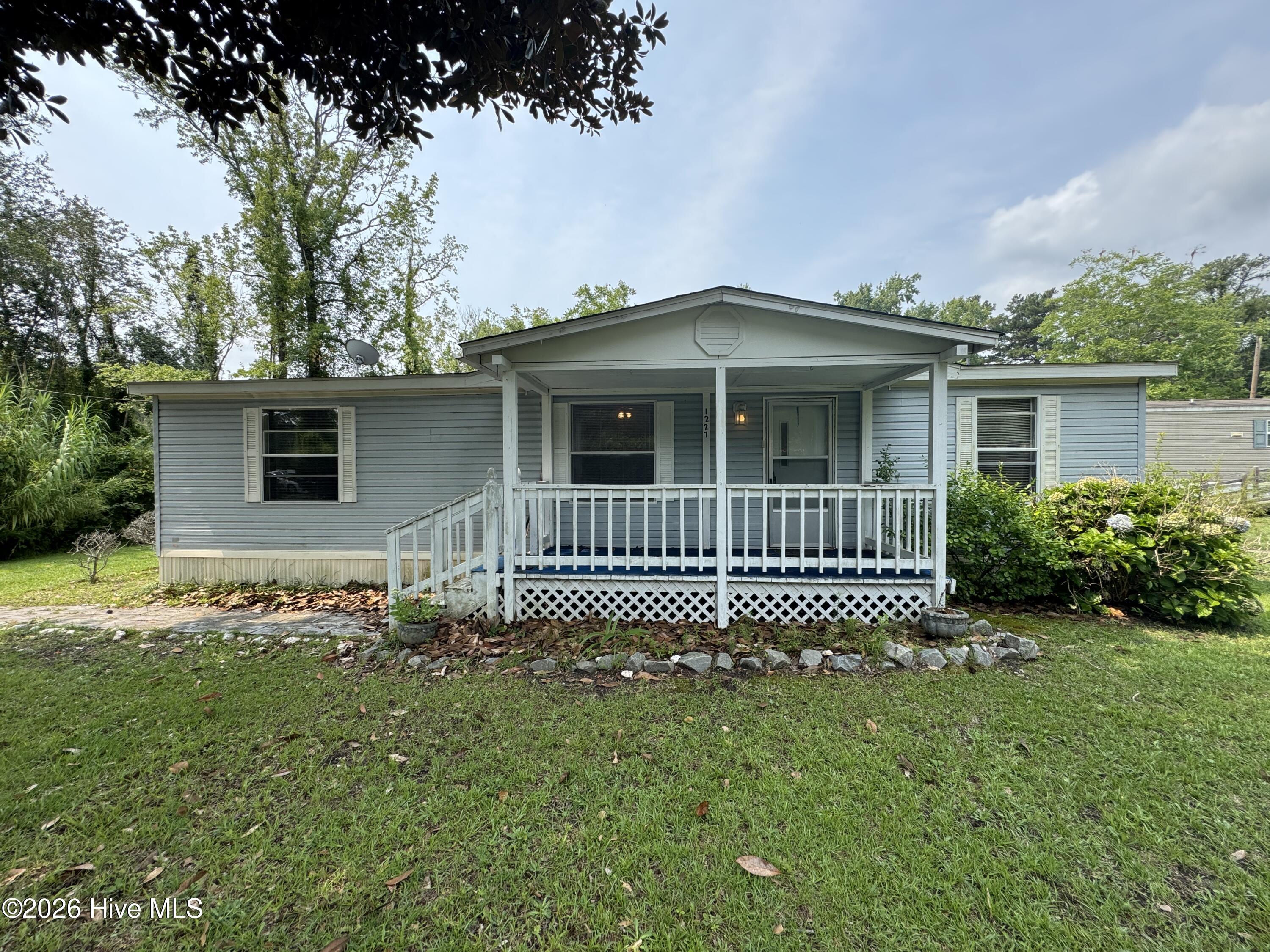 1227 Village Road NE — photo
