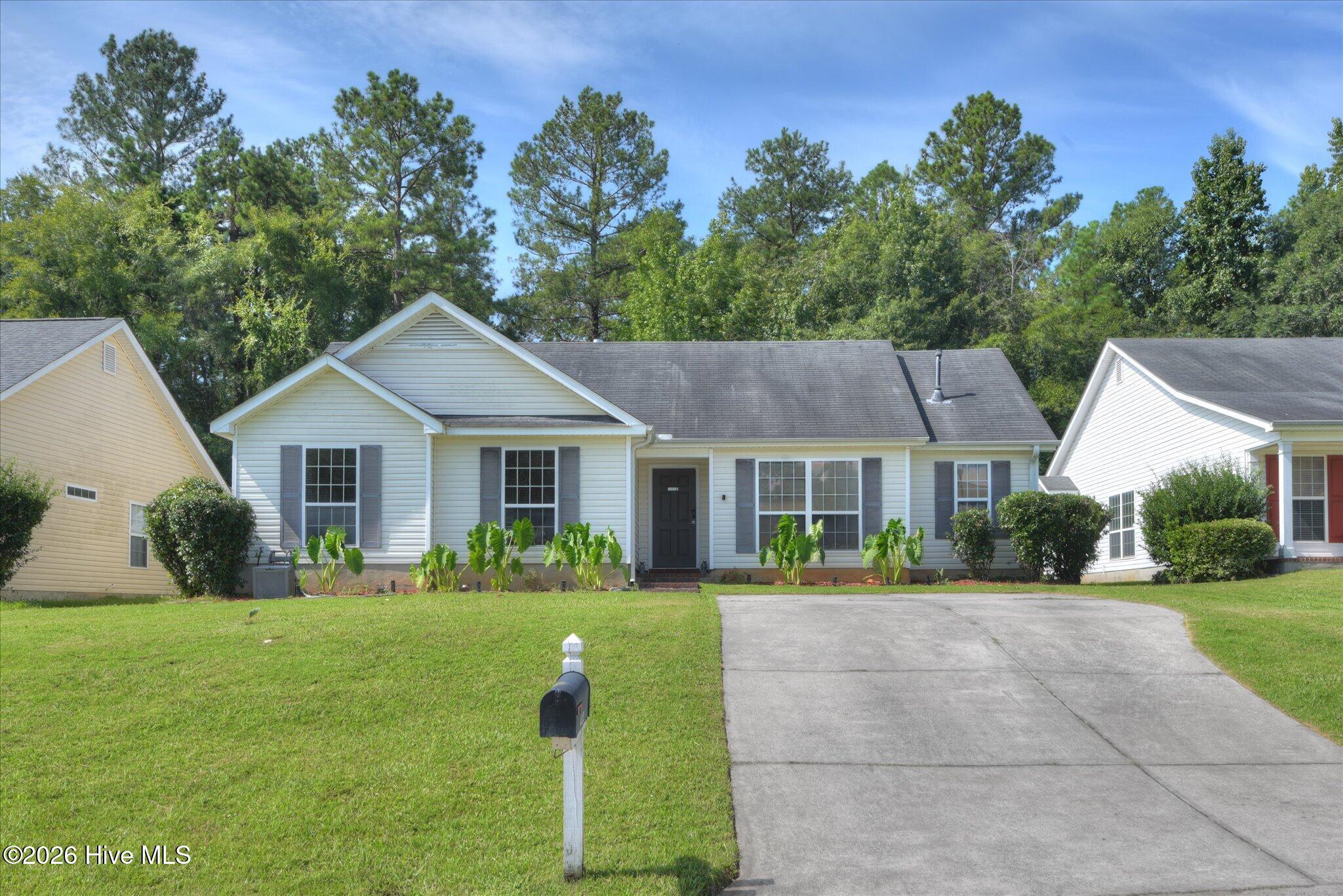 432 Millwater Court — photo