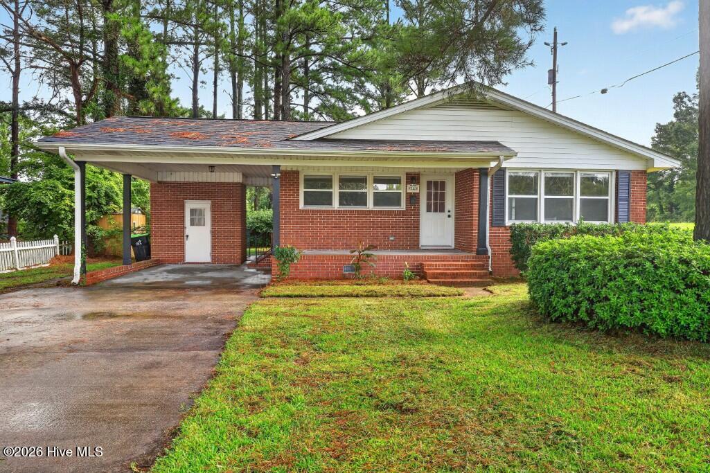 2400 N Hills Drive — photo