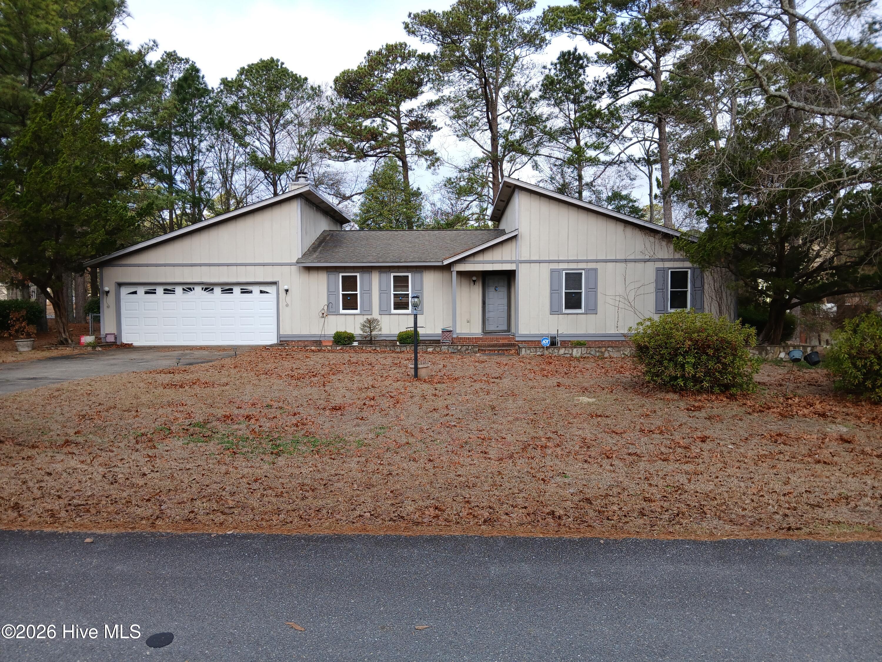 102 Foxwood Place — photo