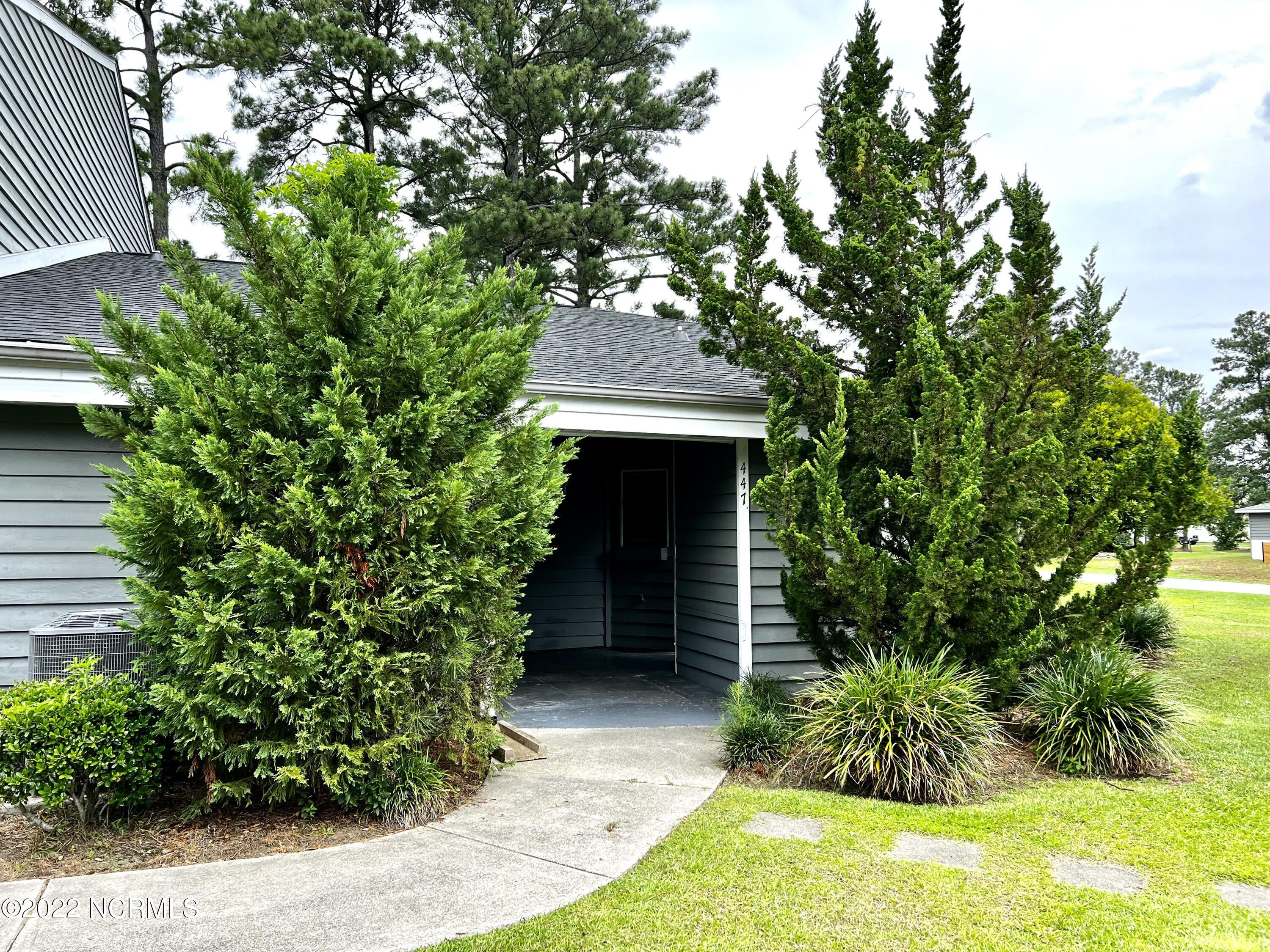 724 Azalea Drive 447 — photo