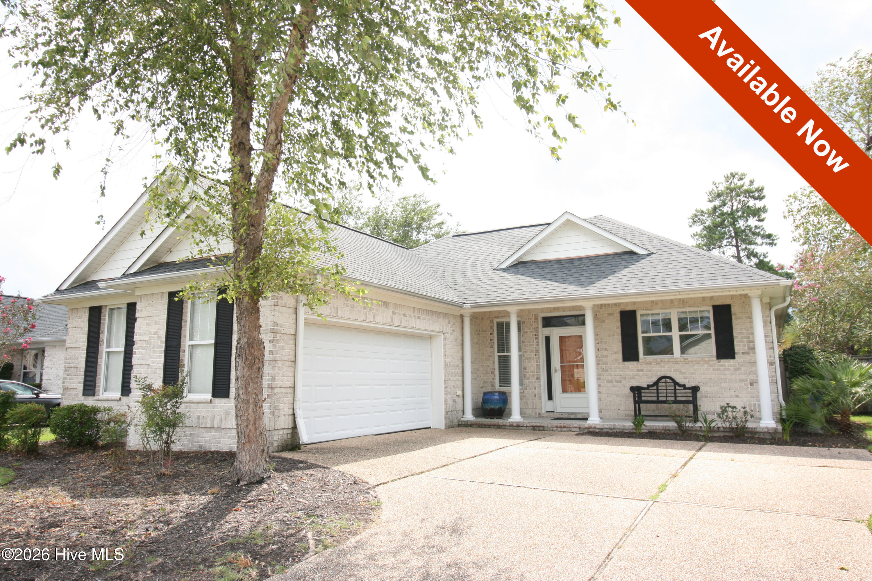 1023 Garden Club Way — photo