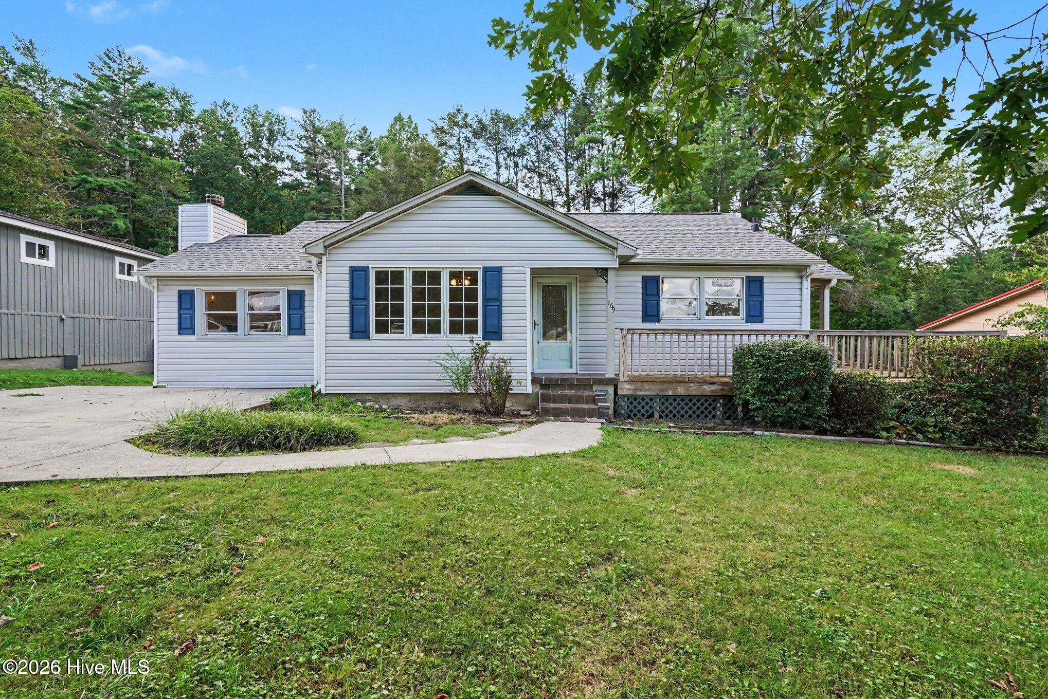 169 Montview Circle — photo