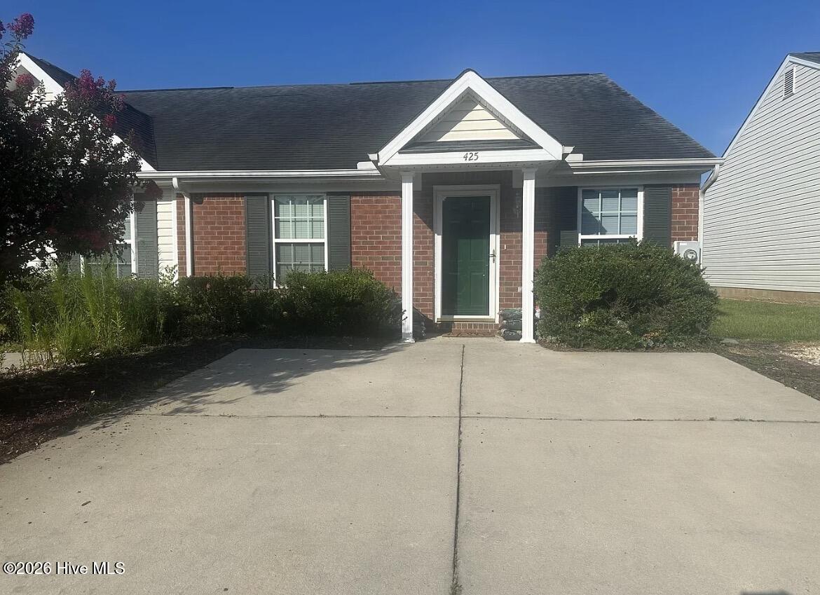 425 Flowing Creek Drive — photo
