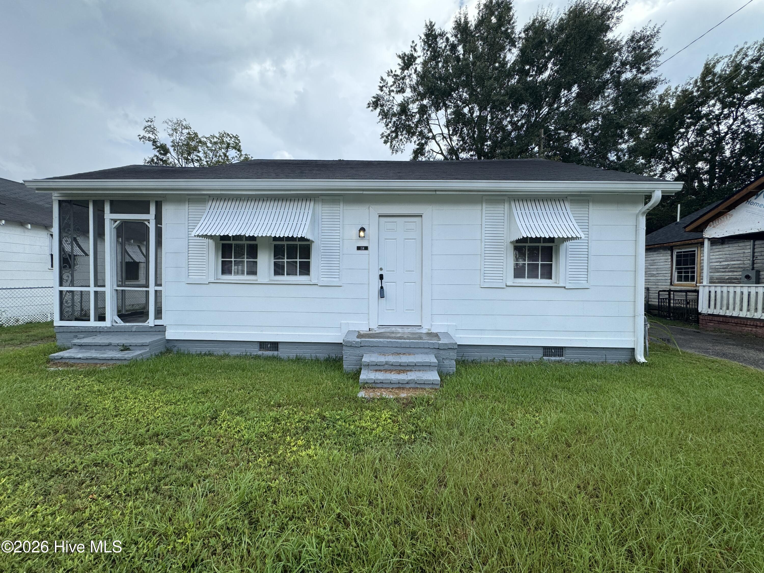 114 Calvary Drive — photo