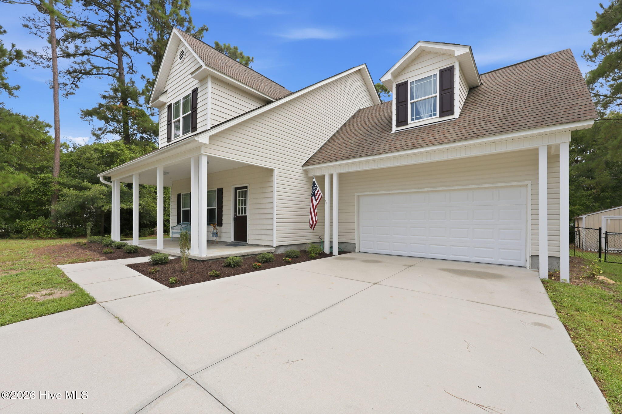 387 Barrington Ridge — photo