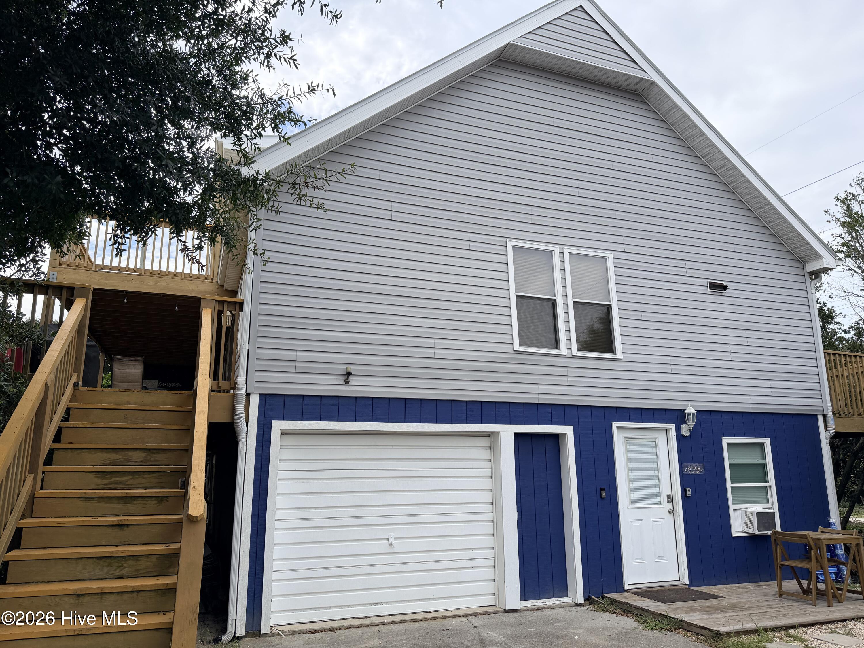 107 Bryan Street East — photo