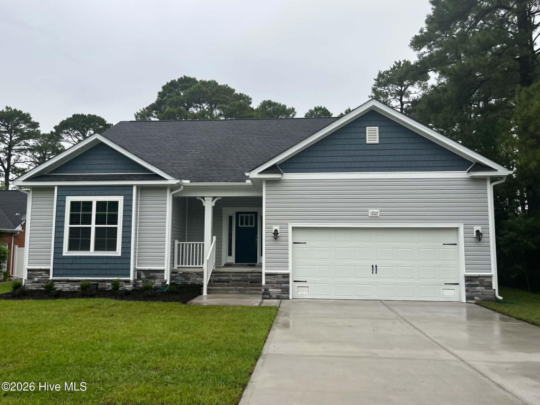 1901 Caracara Drive — photo