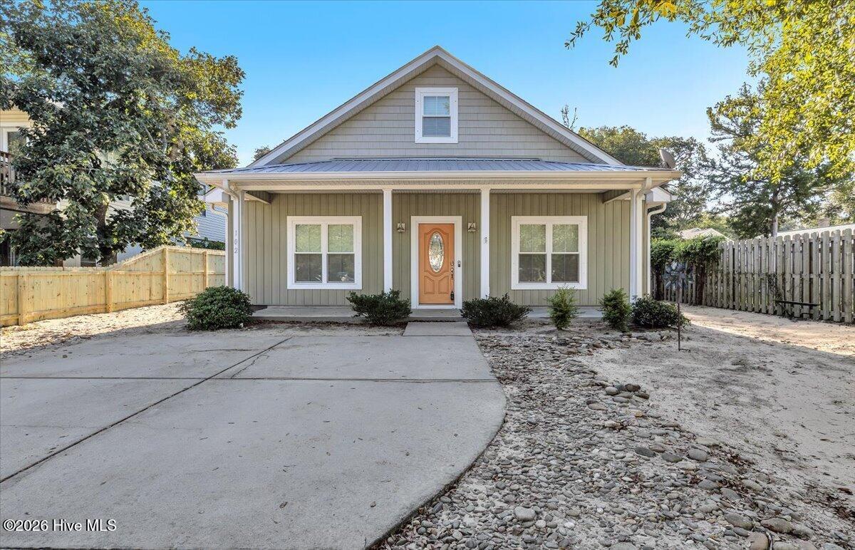 102 NW 4th Street — photo
