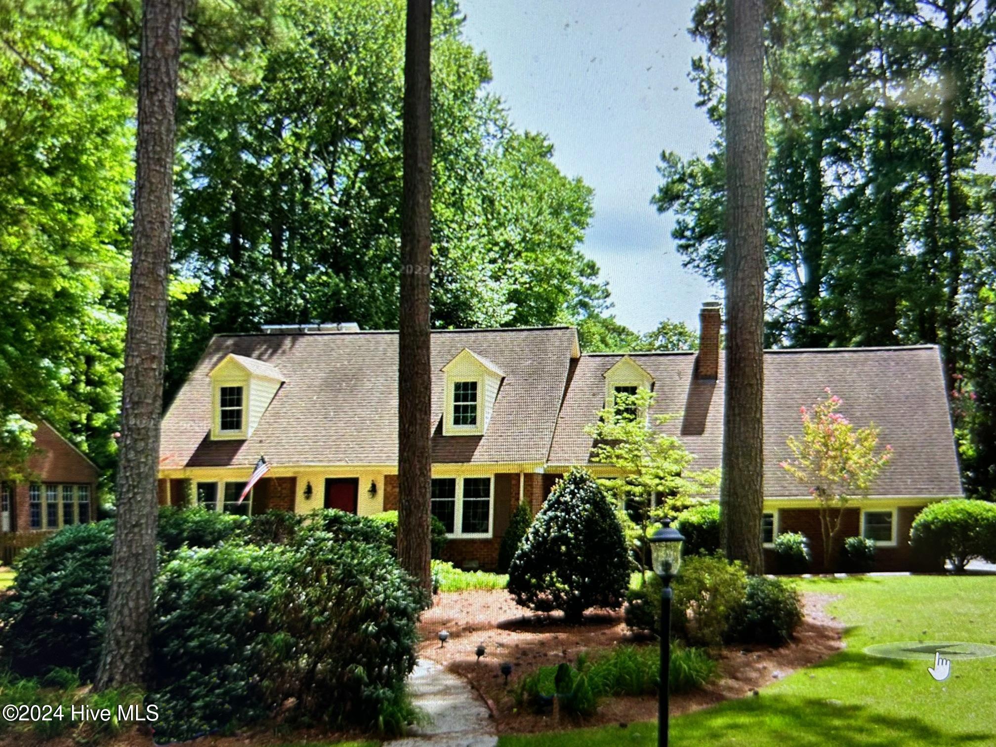 203 Wesley Road — photo