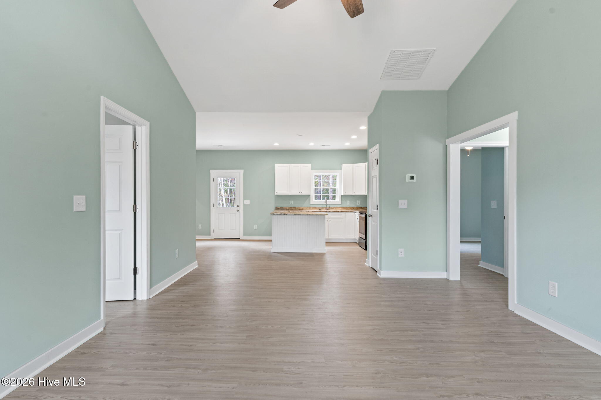 1211 E Boiling Spring Road, Boiling Spring Lakes, NC 28461 — photo 2