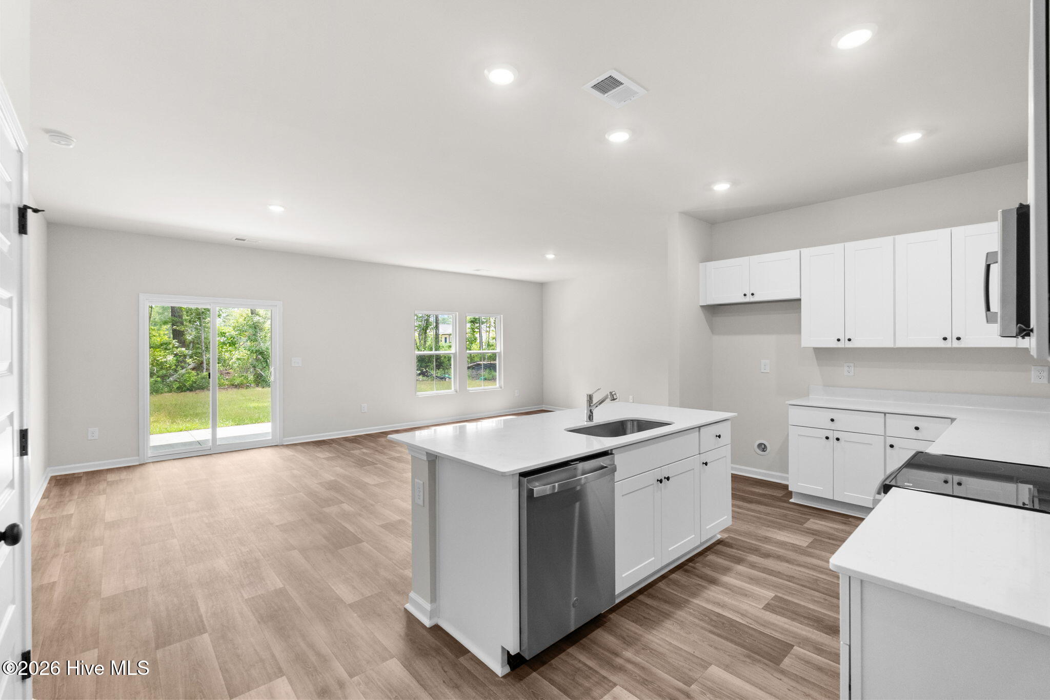 1035 Harbor Drive — photo