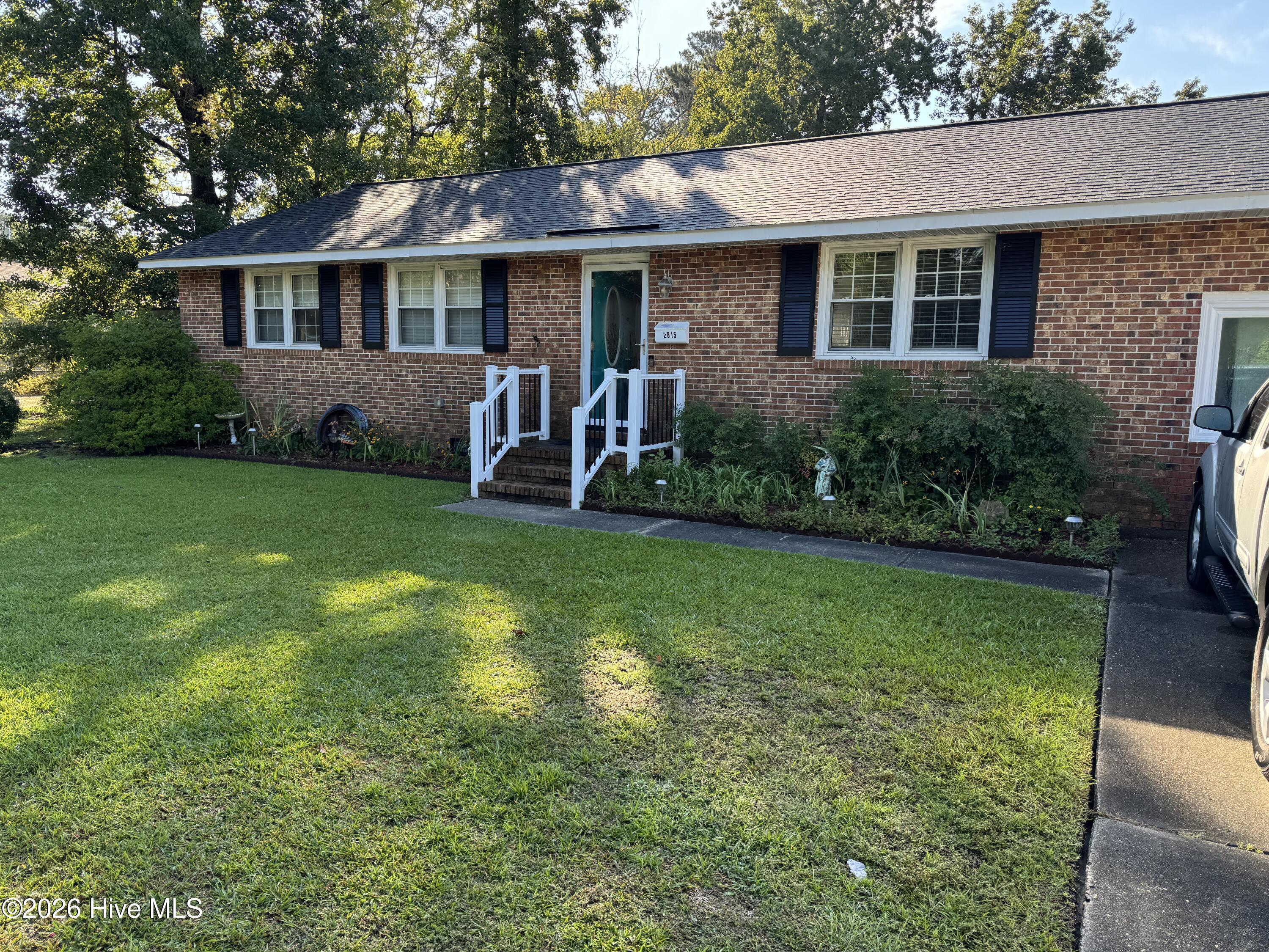 2815 Northwoods Drive — photo