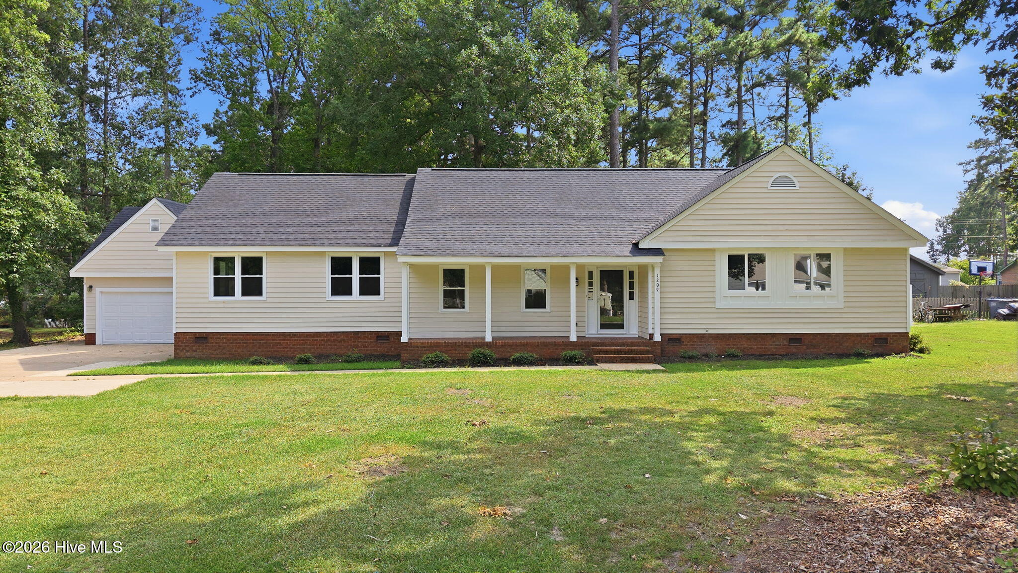 1209 Waterloo Drive — photo