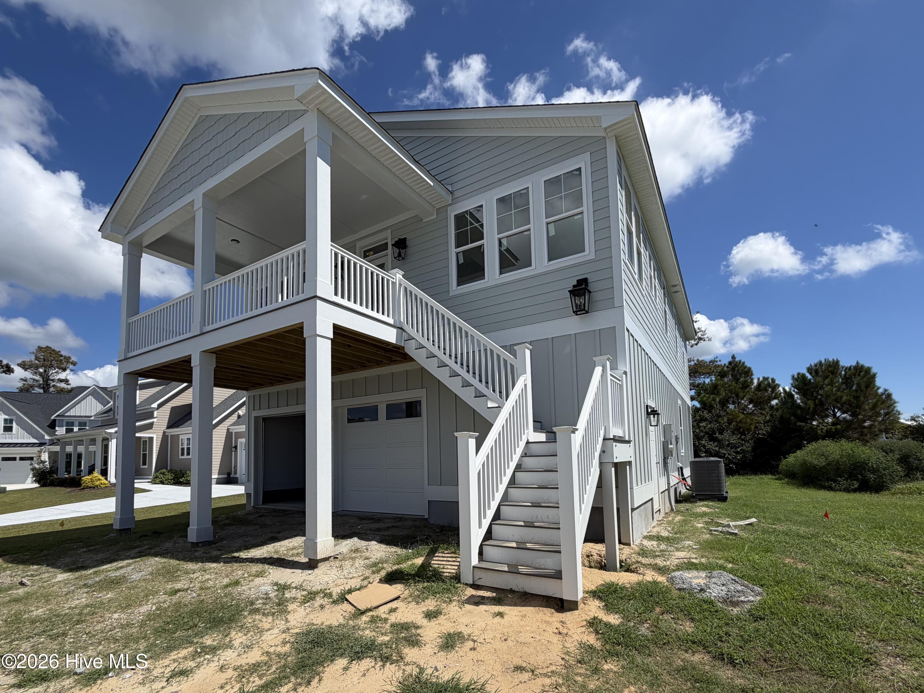 656 Fishermans Point — photo