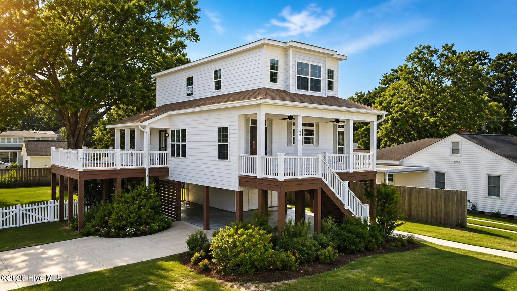 1601 River Drive — photo