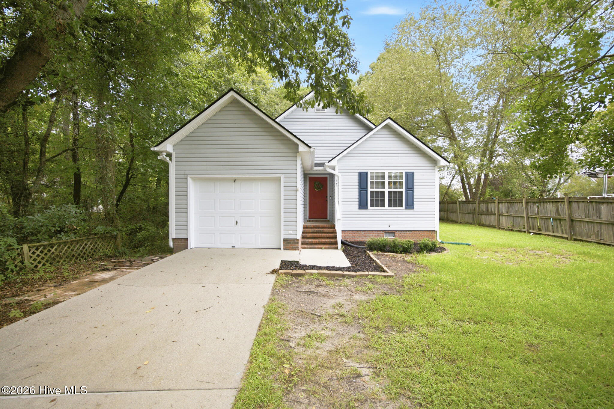 702 William And Mary Place — photo