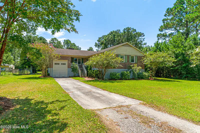109 Pleasant Drive — photo