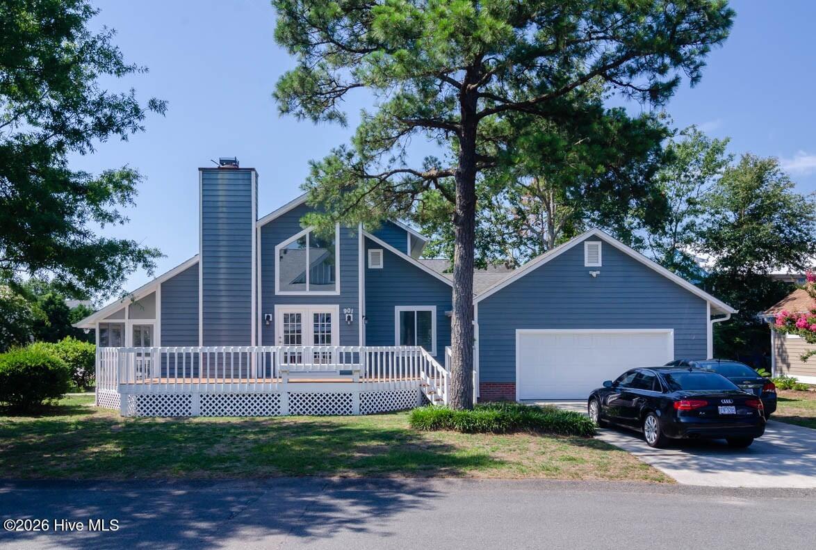 901 Seafarer Drive — photo
