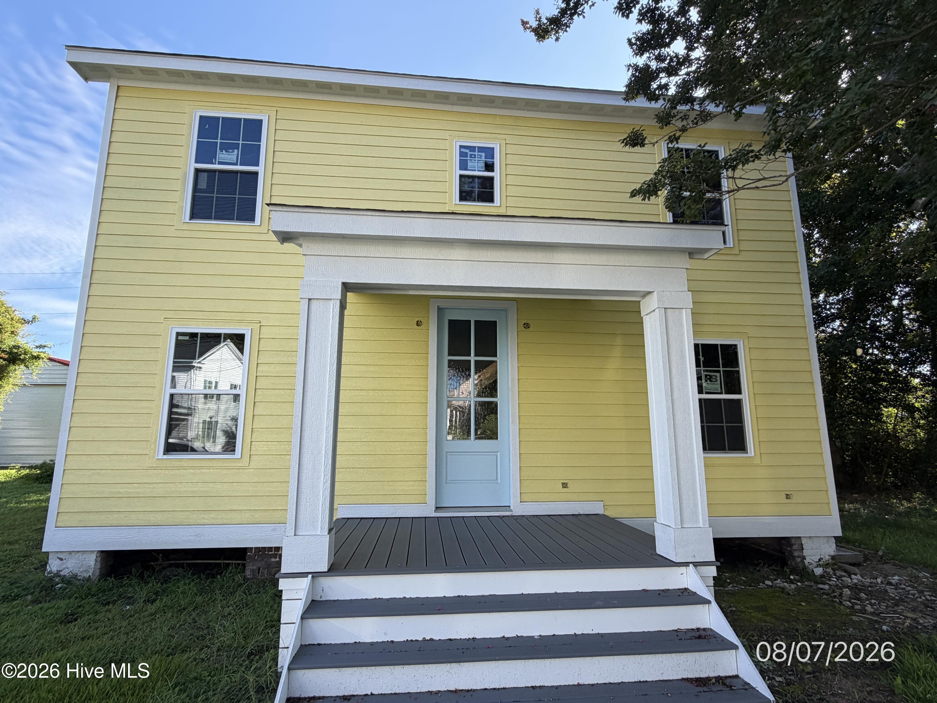 502 E Burgess Street — photo
